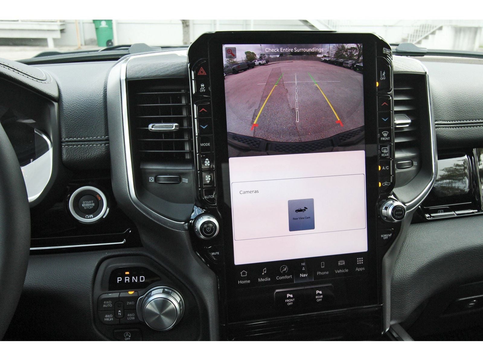 2026 RAM 1500 Laramie 4x4 Crew Cab 5'7" Box