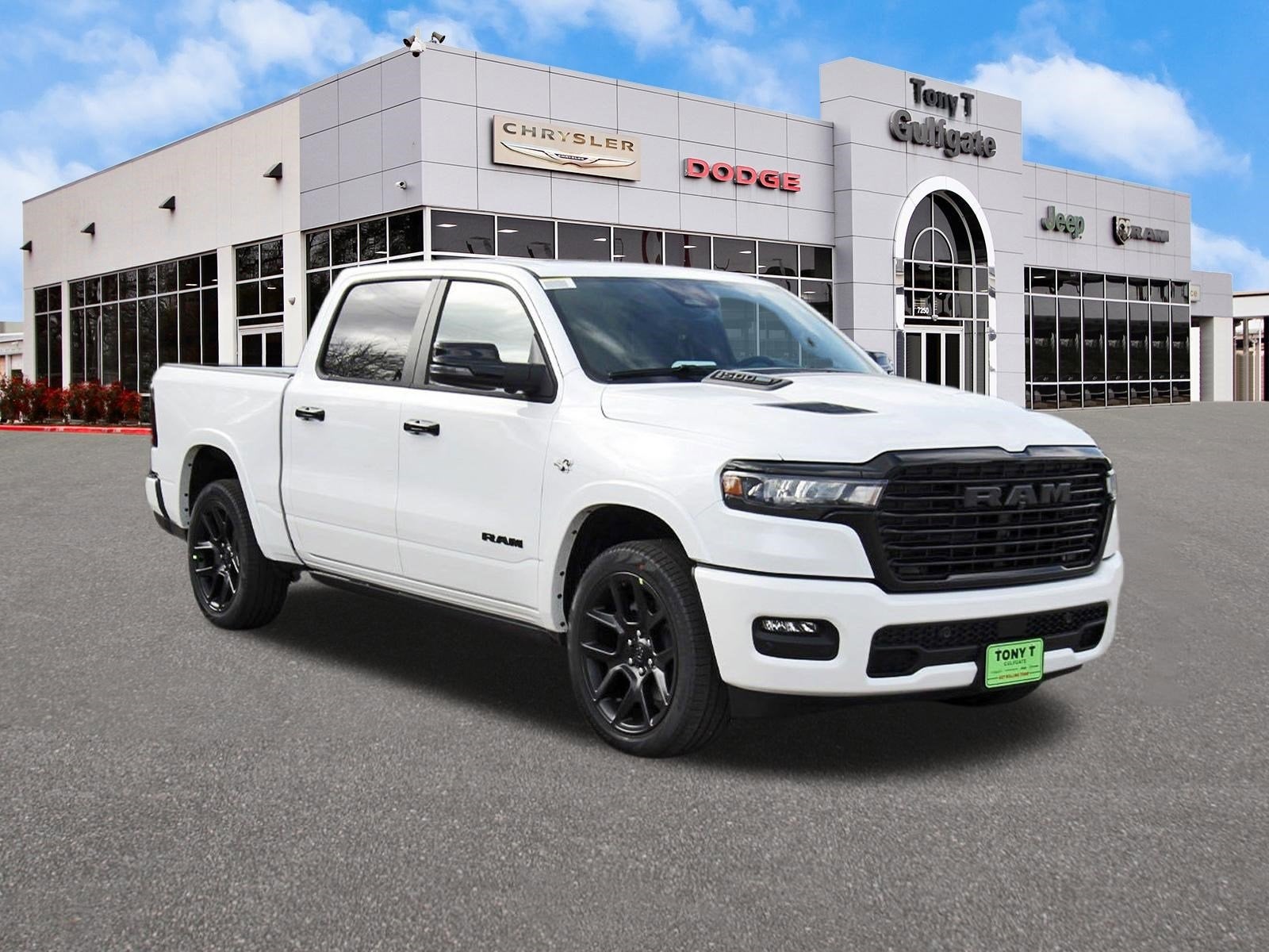 2026 RAM 1500 Laramie 4x4 Crew Cab 5'7" Box