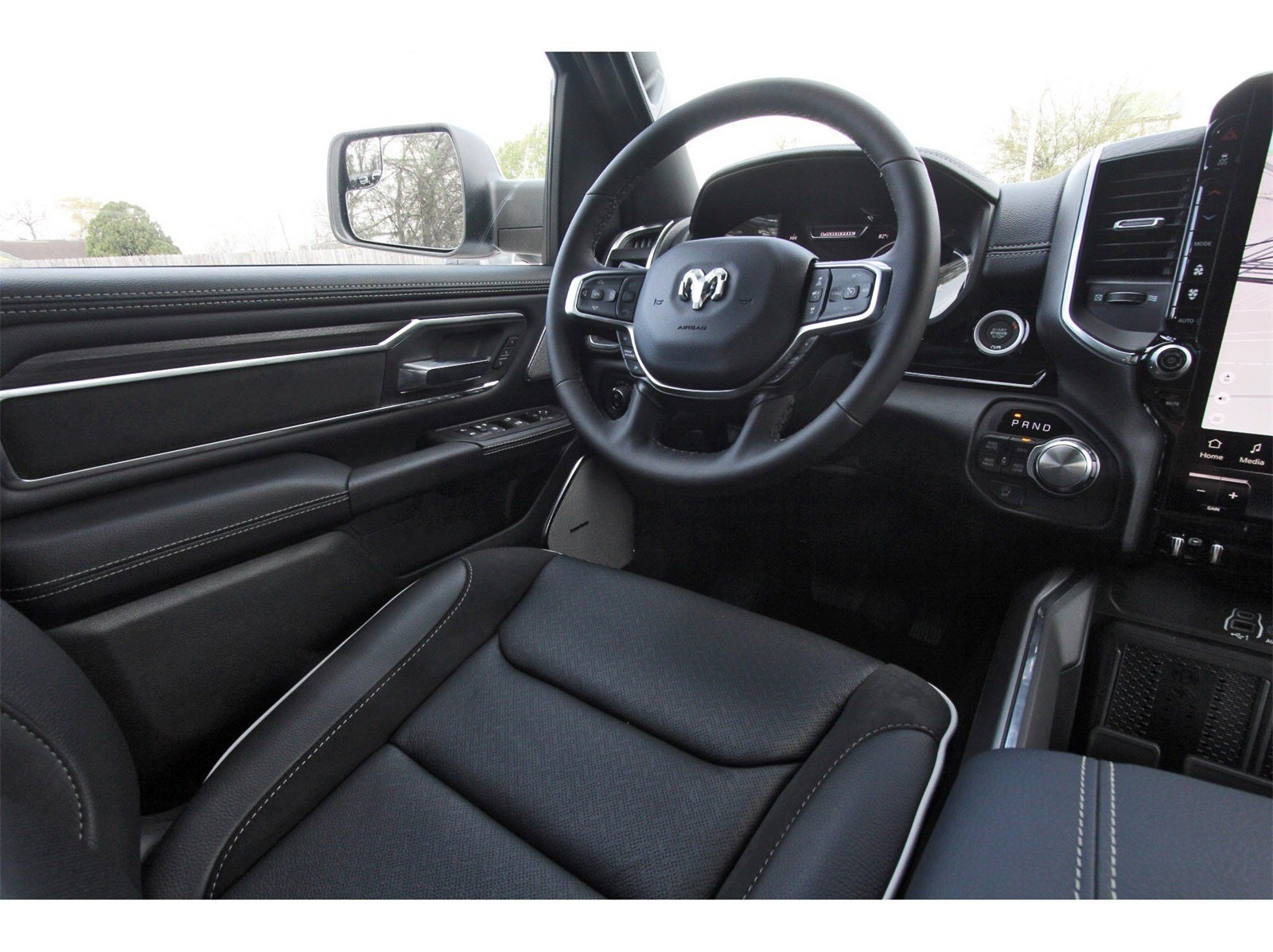 2026 RAM 1500 Laramie 4x4 Crew Cab 5'7" Box