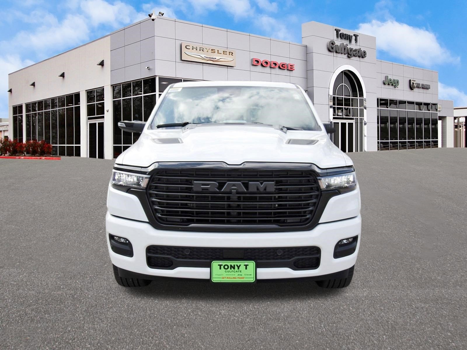2026 RAM 1500 Laramie 4x4 Crew Cab 5'7" Box
