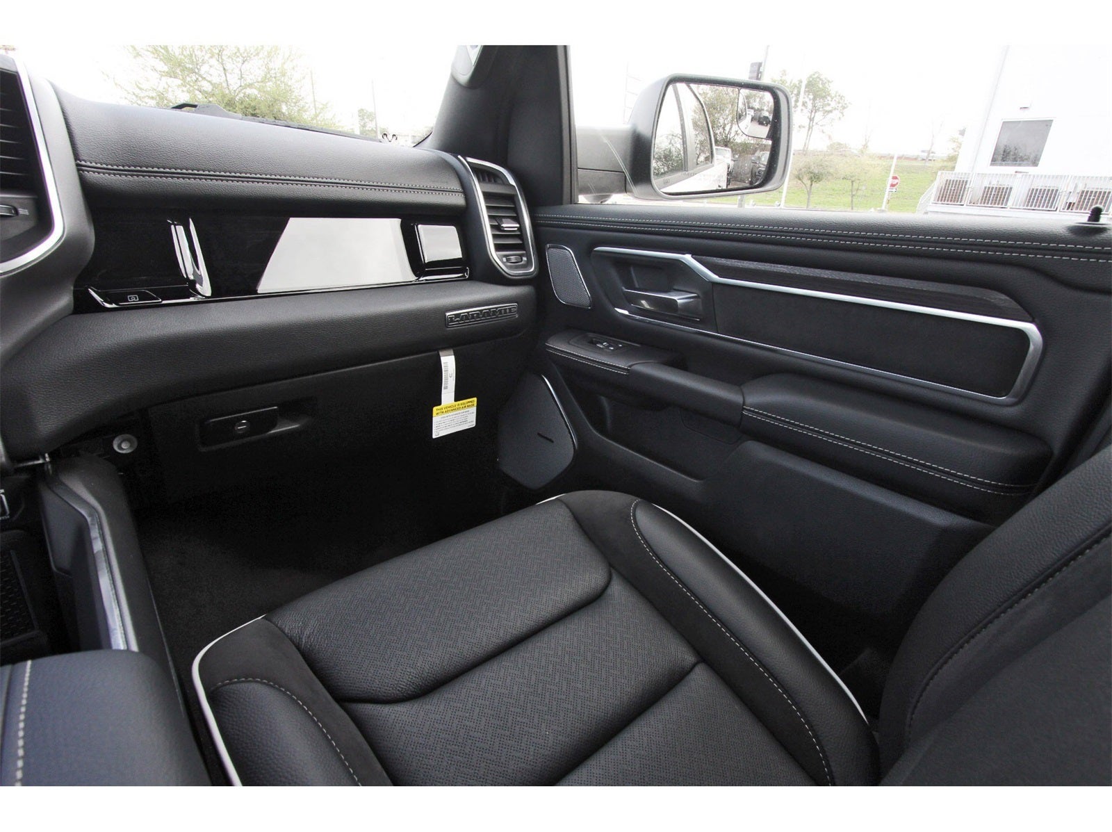 2026 RAM 1500 Laramie 4x4 Crew Cab 5'7" Box