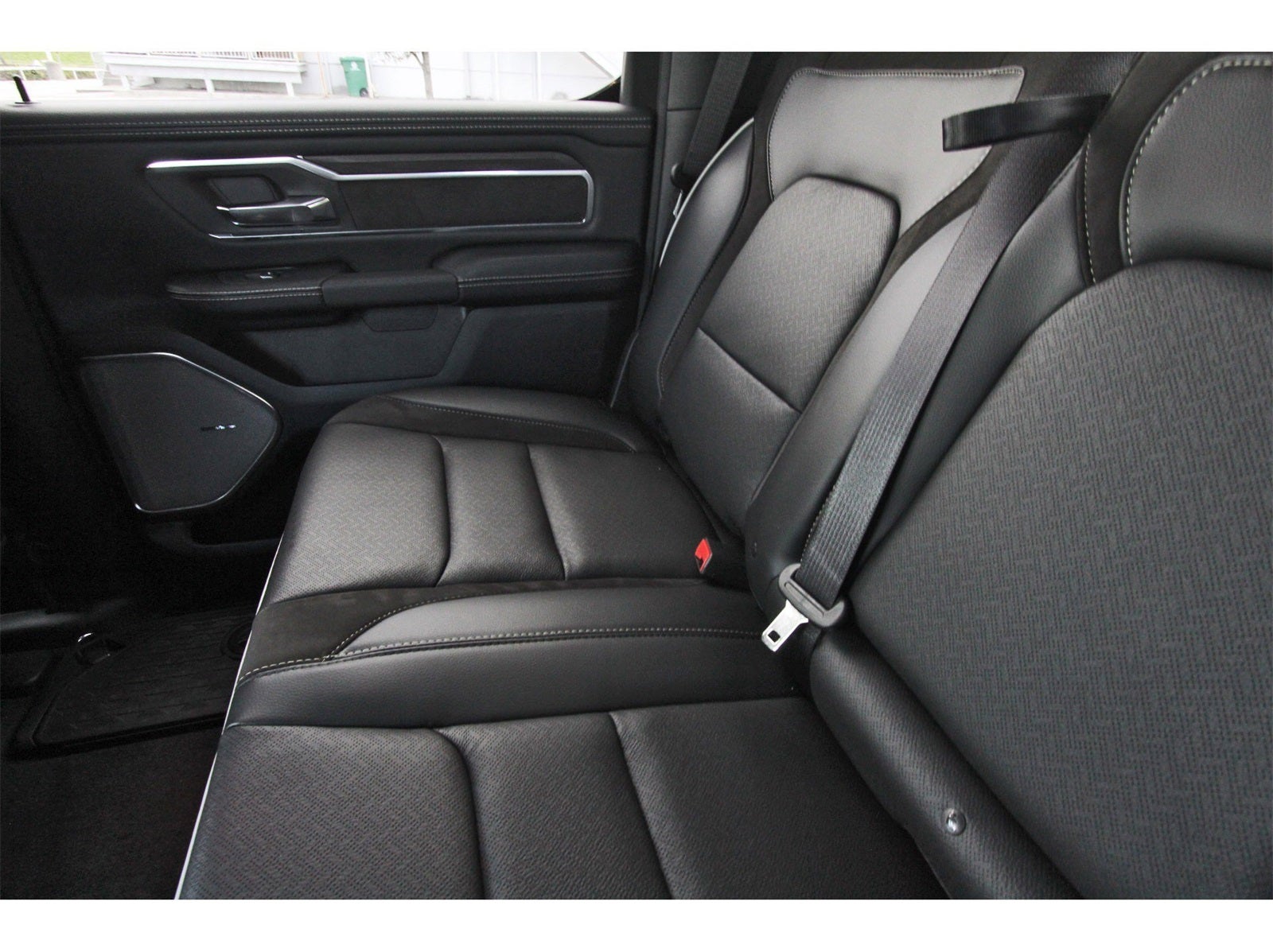 2026 RAM 1500 Laramie 4x4 Crew Cab 5'7" Box