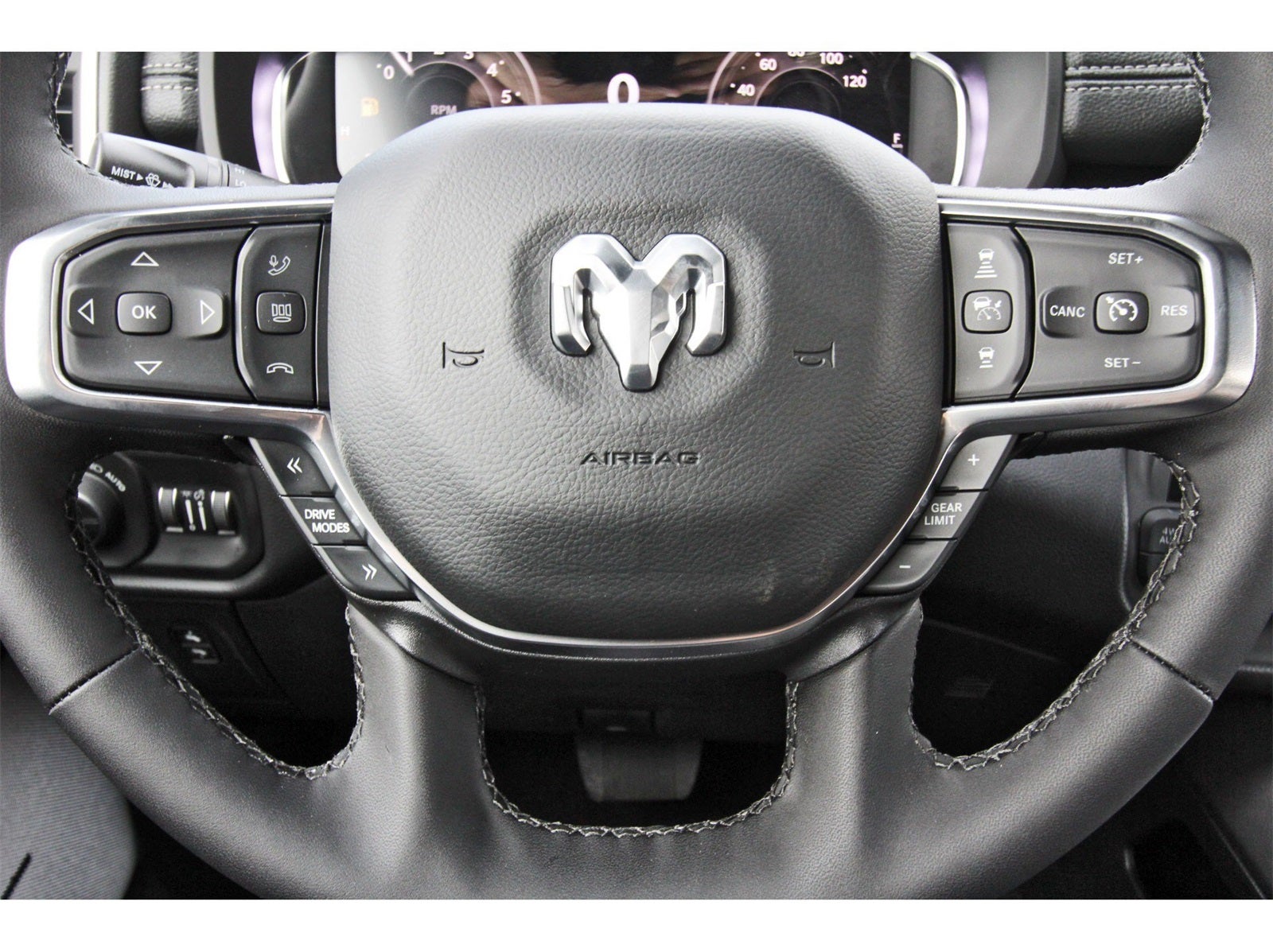 2026 RAM 1500 Laramie 4x4 Crew Cab 5'7" Box