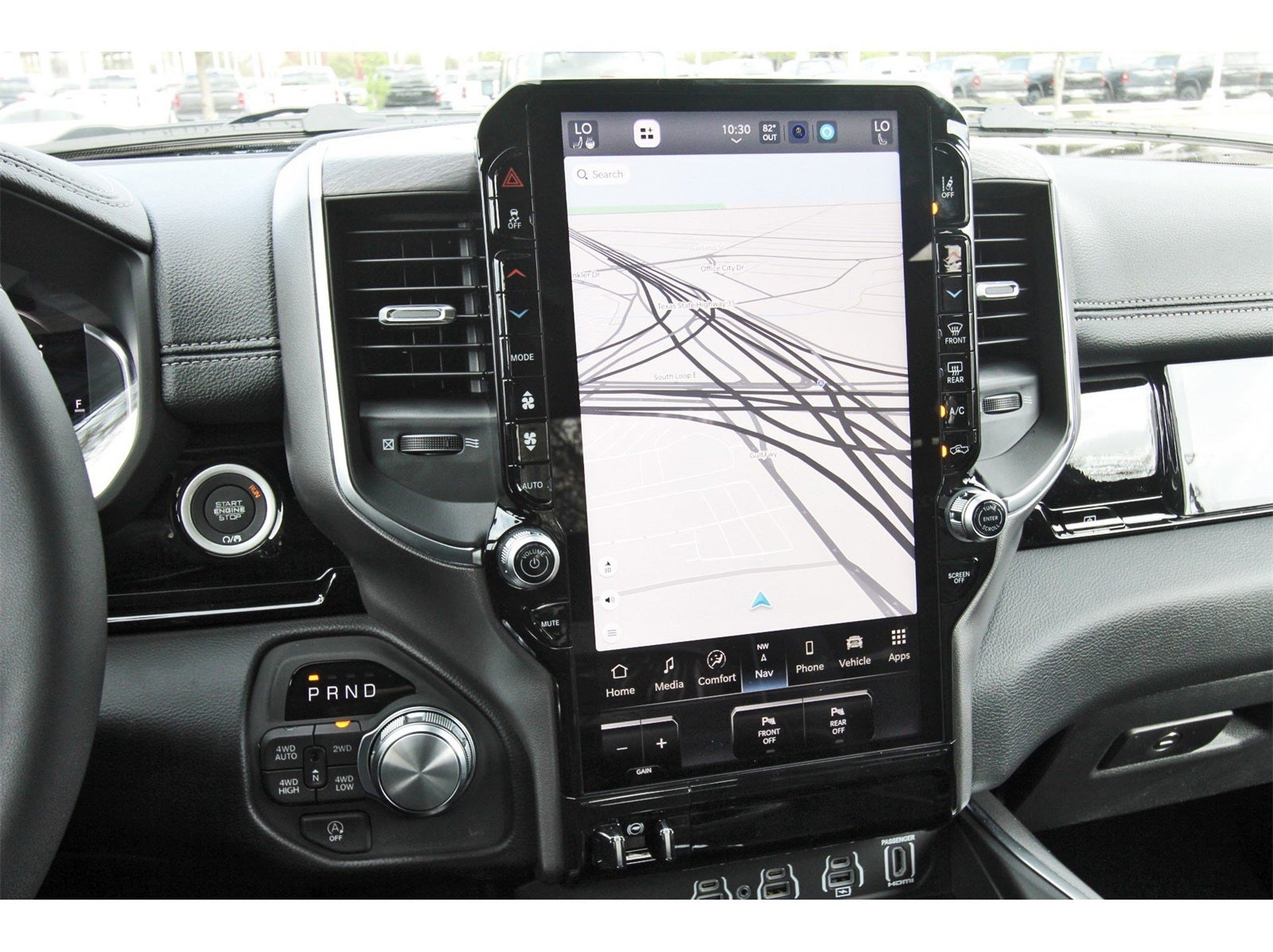 2026 RAM 1500 Laramie 4x4 Crew Cab 5'7" Box