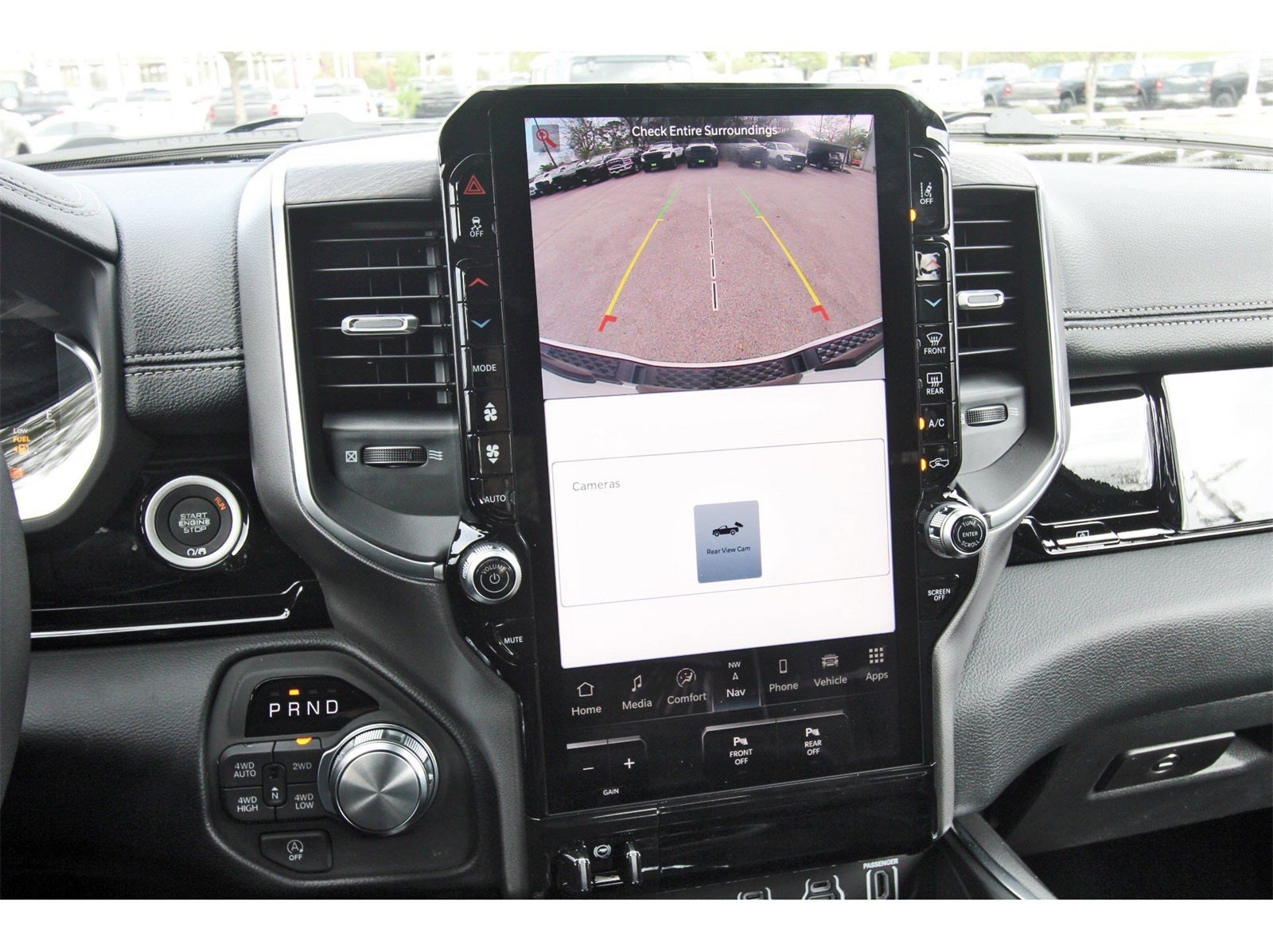 2026 RAM 1500 Laramie 4x4 Crew Cab 5'7" Box