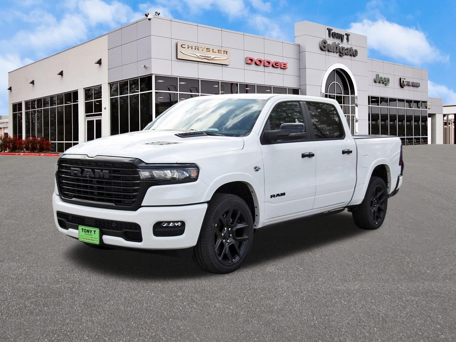 2026 RAM 1500 Laramie 4x4 Crew Cab 5'7" Box