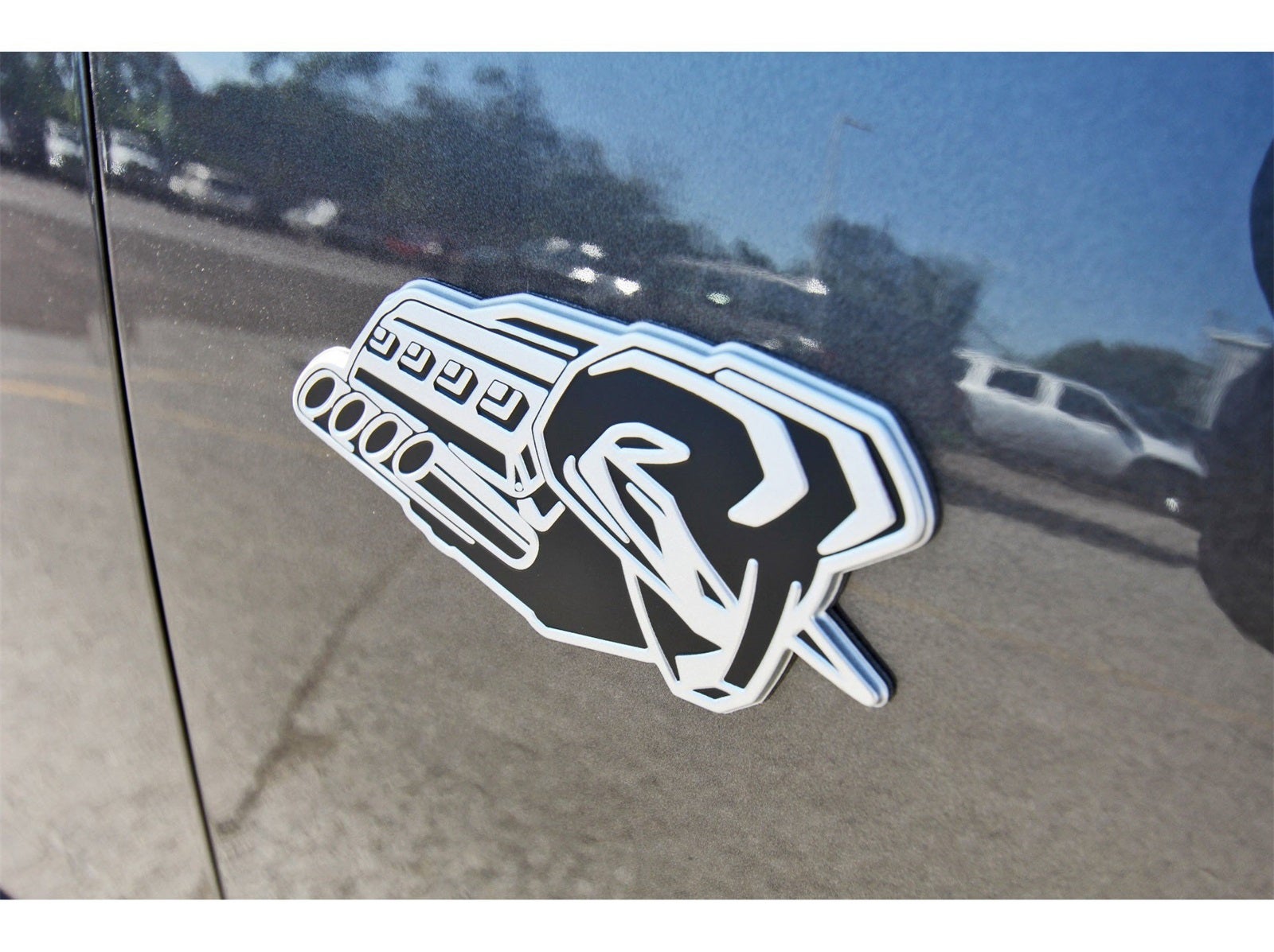 2026 RAM 1500 Laramie 4x4 Crew Cab 5'7" Box