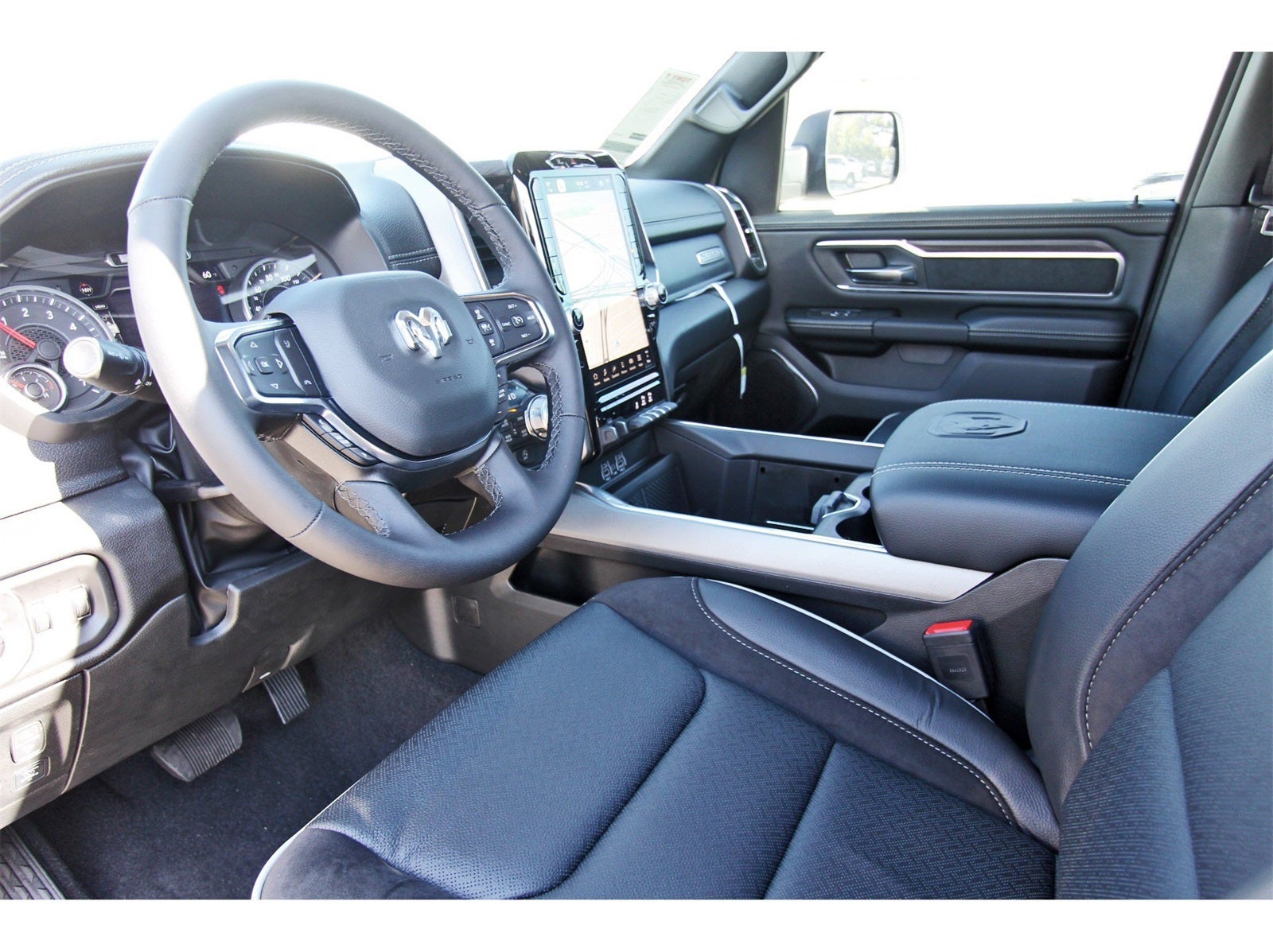 2026 RAM 1500 Laramie 4x4 Crew Cab 5'7" Box