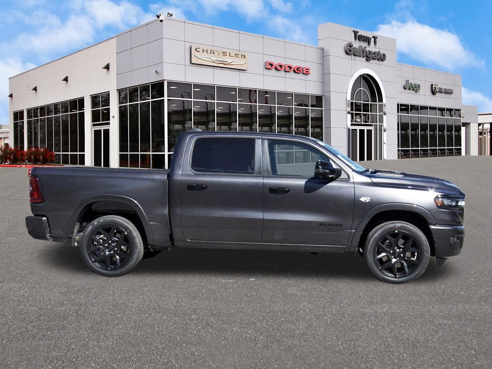 2026 RAM 1500 Laramie 4x4 Crew Cab 5'7" Box