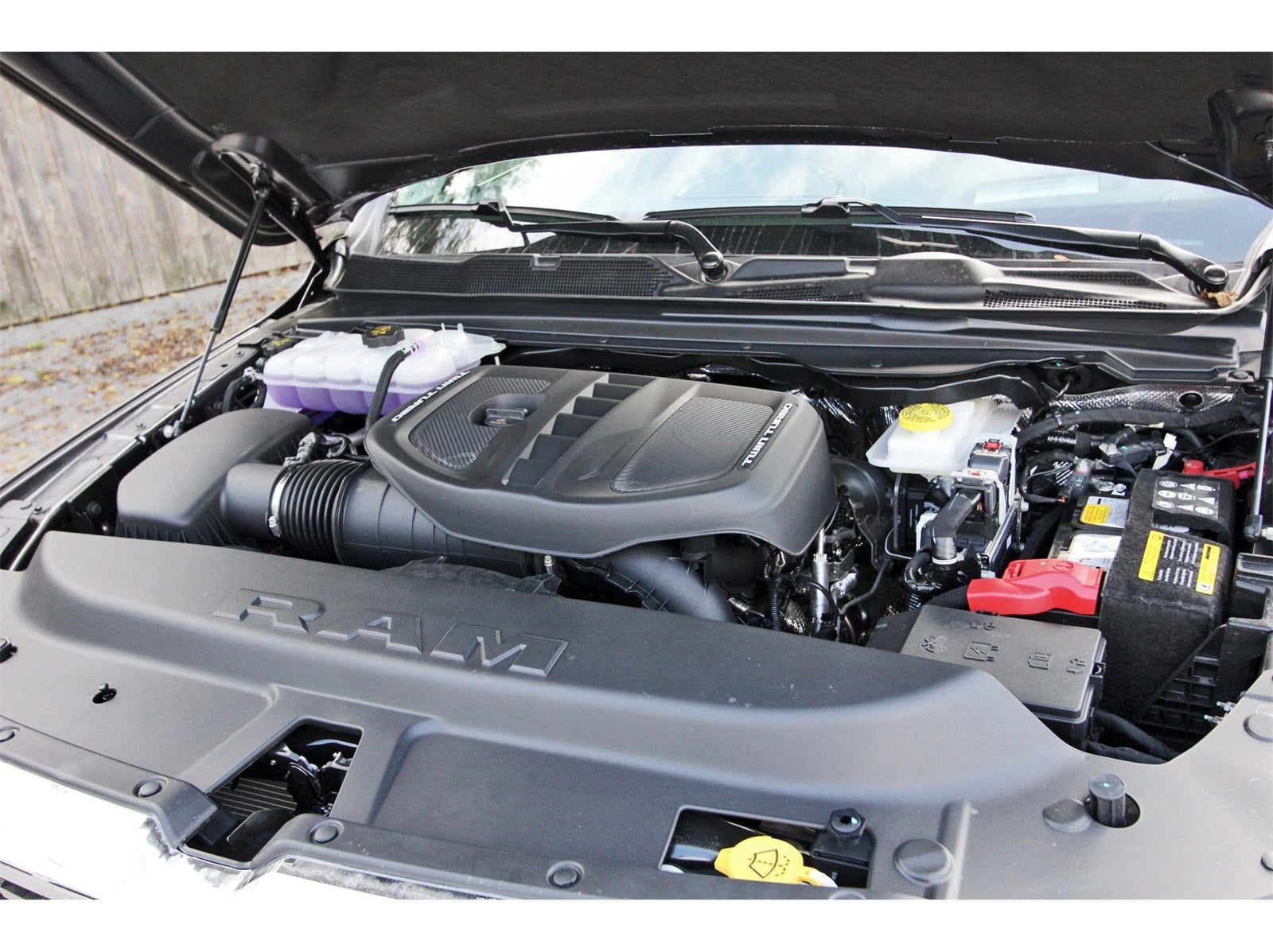 2026 RAM 1500 Tungsten 4x4 Crew Cab 5'7" Box