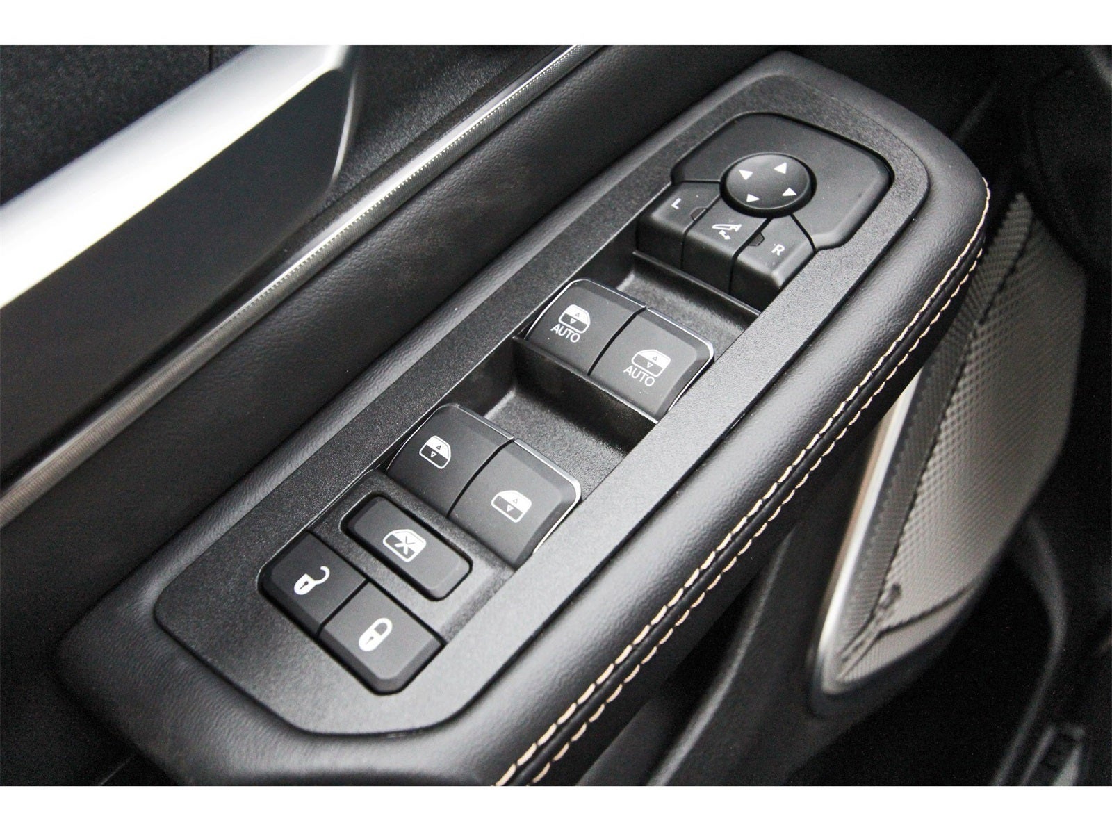 2026 RAM 1500 Tungsten 4x4 Crew Cab 5'7" Box