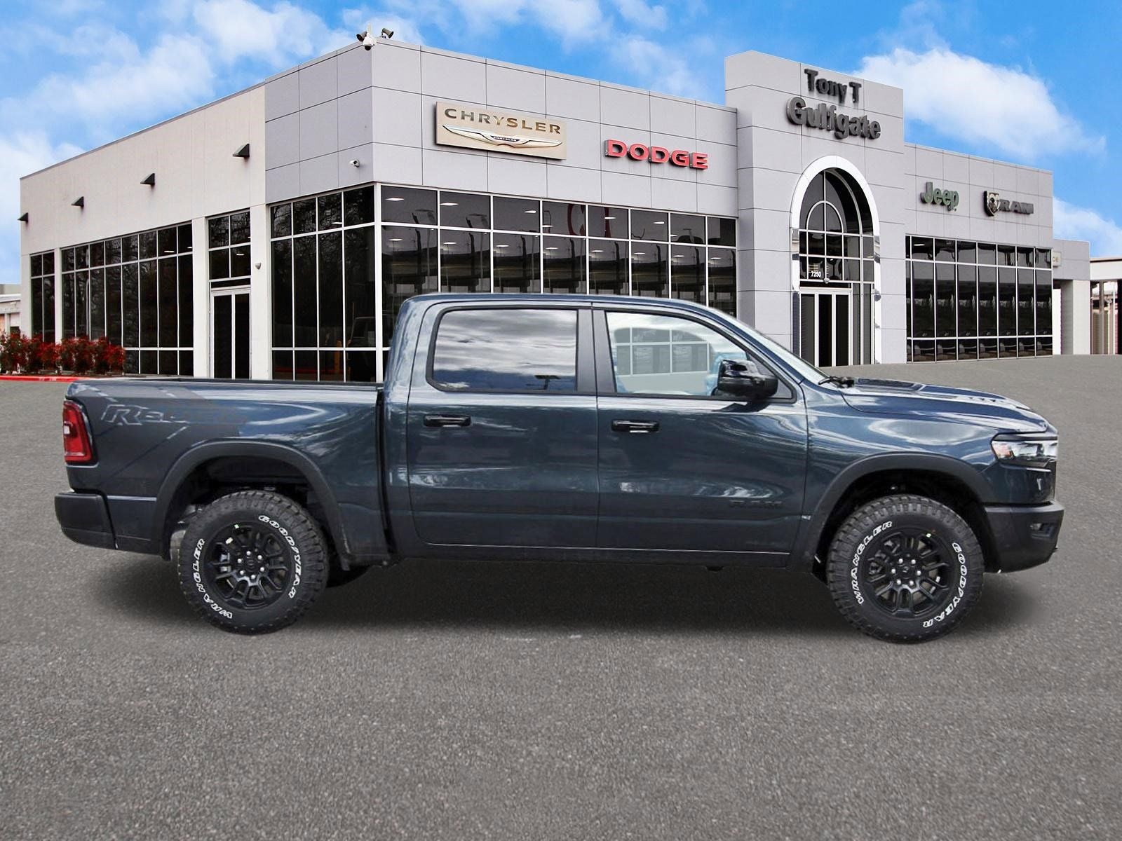 2026 RAM 1500 Rebel 4x4 Crew Cab 5'7" Box