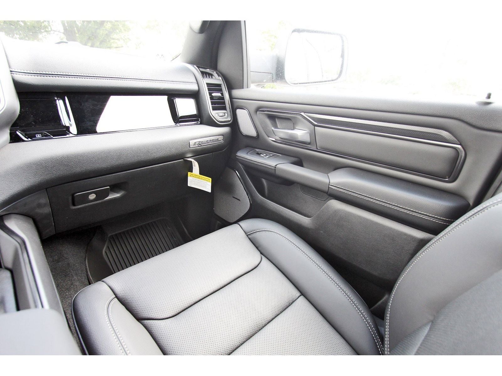 2026 RAM 1500 Rebel 4x4 Crew Cab 5'7" Box
