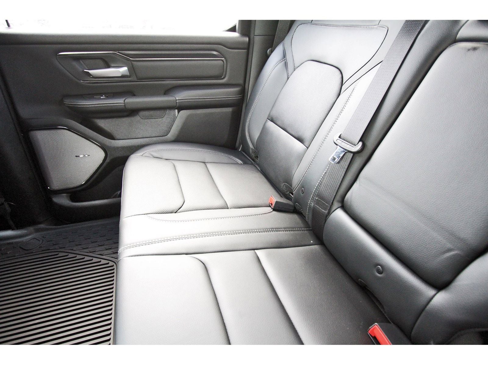 2026 RAM 1500 Rebel 4x4 Crew Cab 5'7" Box