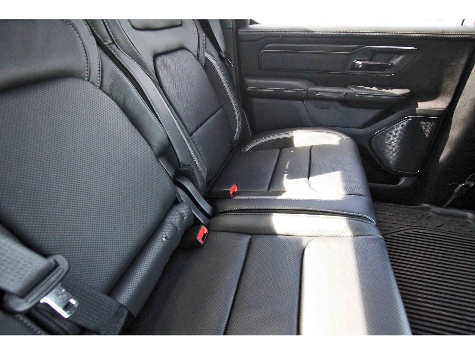 2026 RAM 1500 RHO 4x4 Crew Cab 5'7" Box