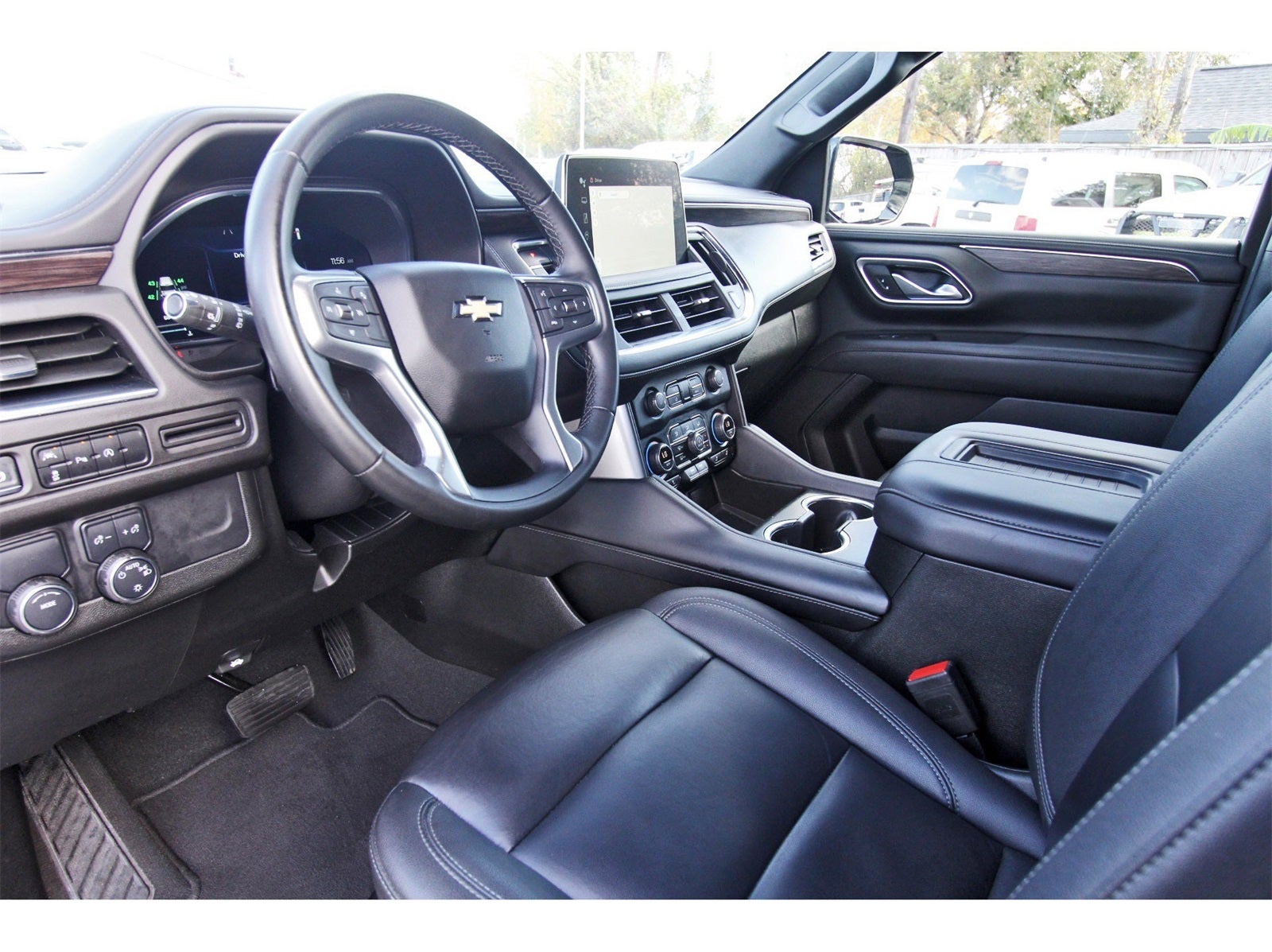 2024 Chevrolet Suburban LT