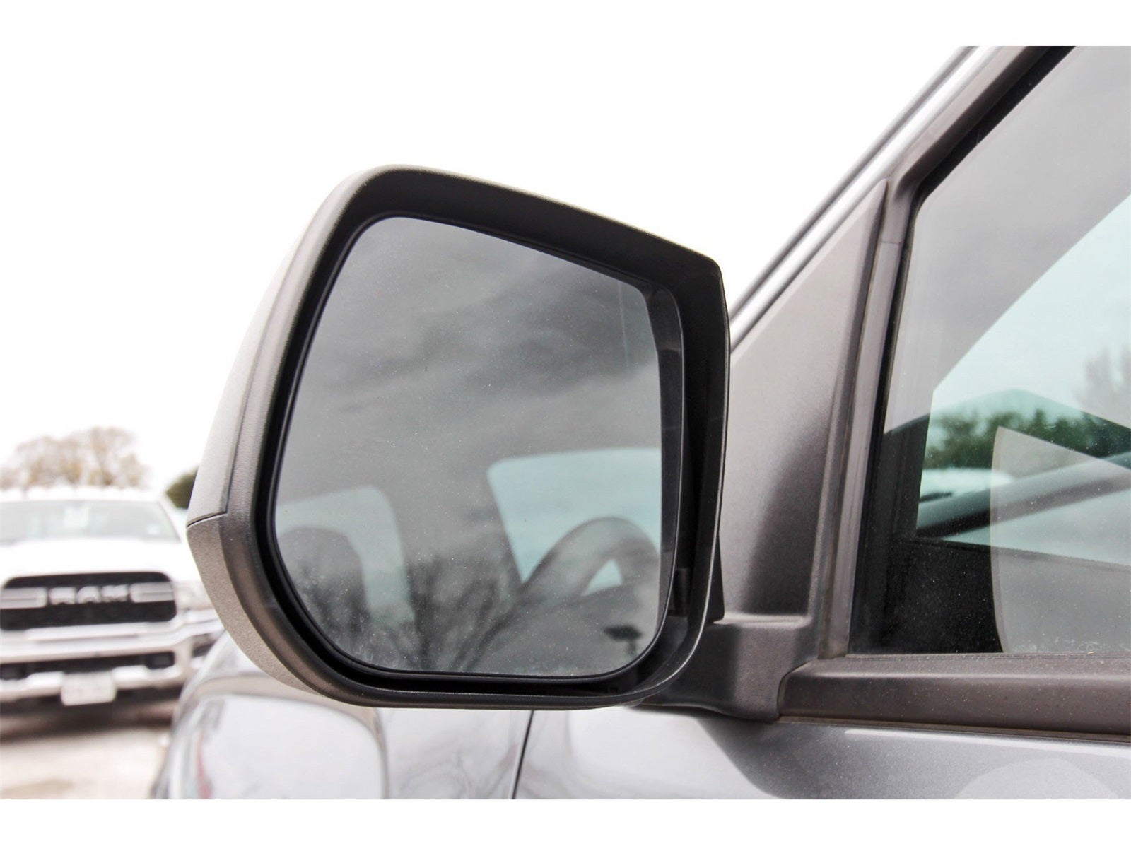 2021 GMC Canyon Elevation Standard