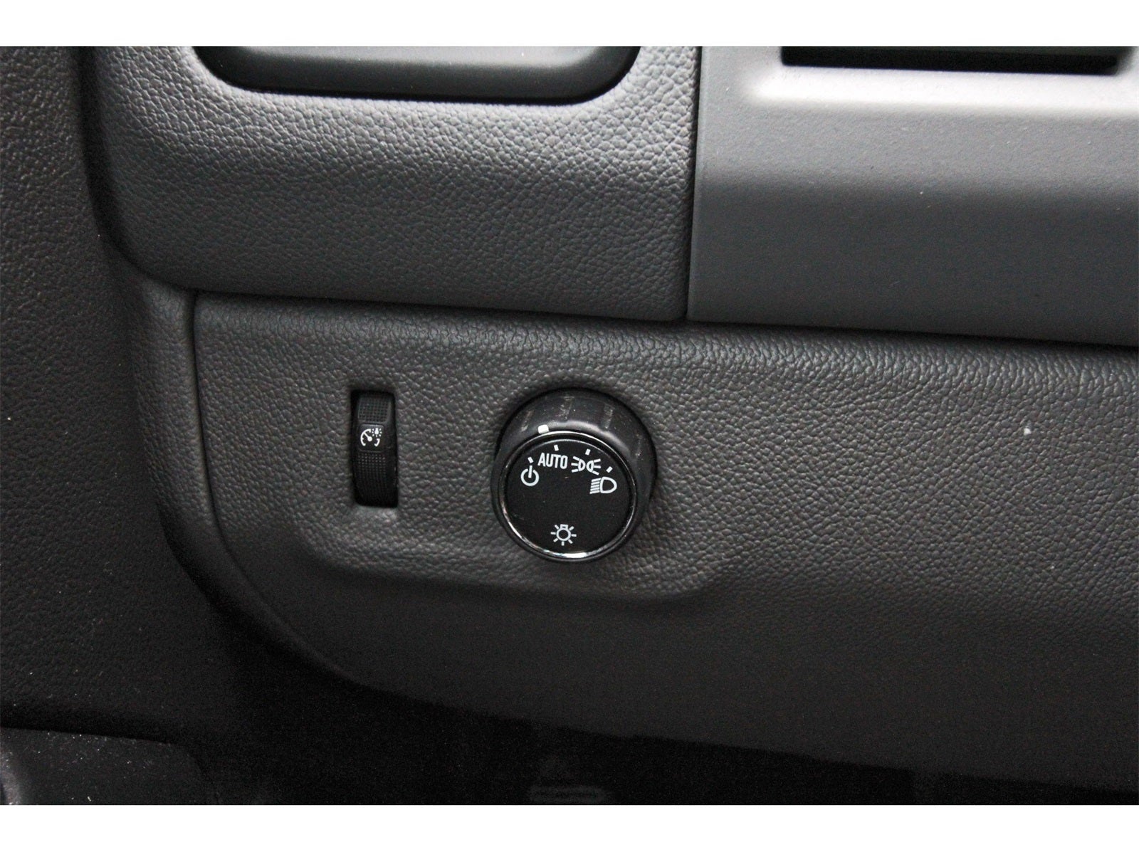 2021 GMC Canyon Elevation Standard