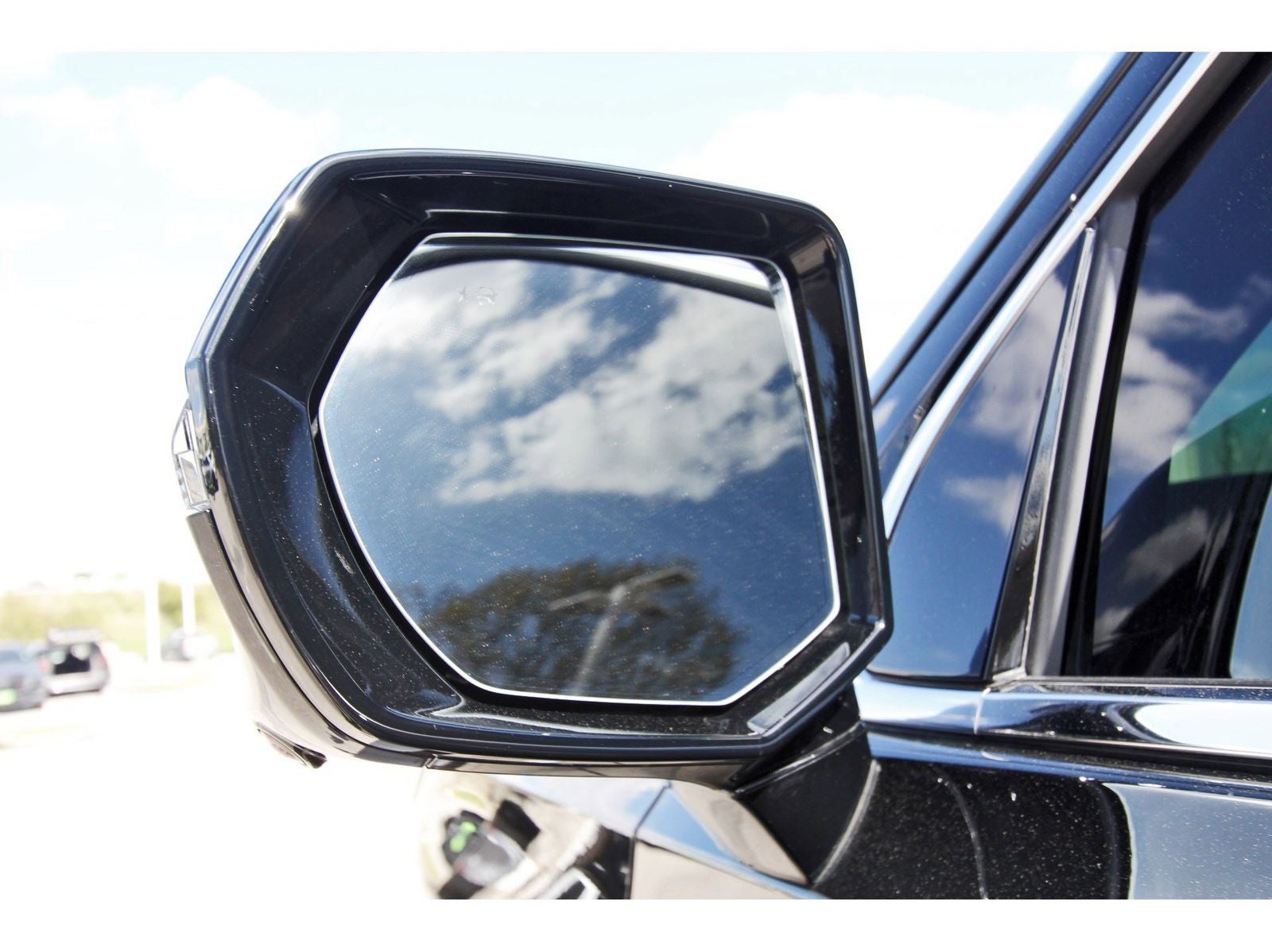 2025 Cadillac Escalade Luxury