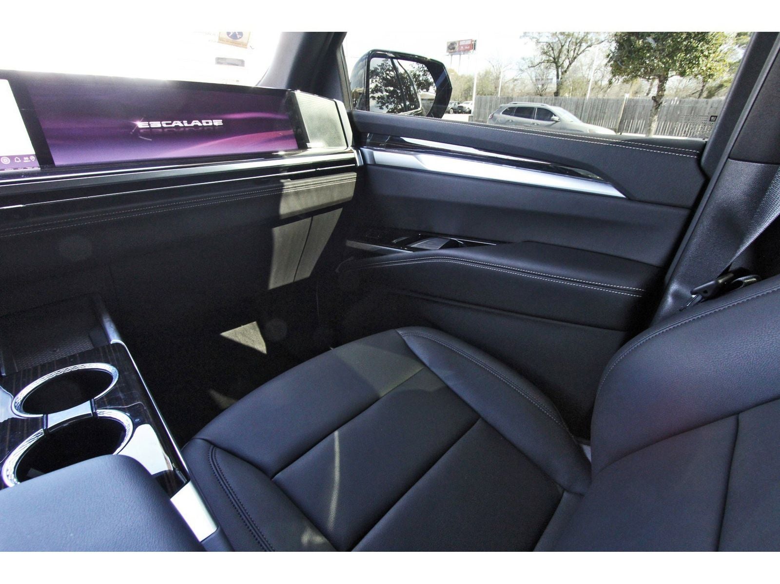 2025 Cadillac Escalade Luxury