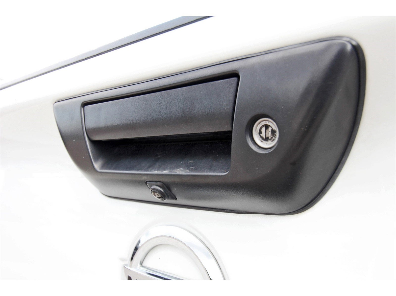 2022 Nissan Titan SV