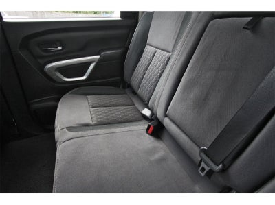 2022 Nissan Titan SV