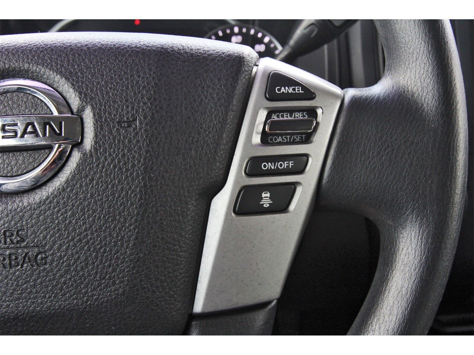 2022 Nissan Titan SV