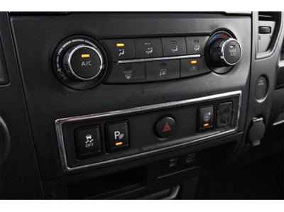 2022 Nissan Titan SV