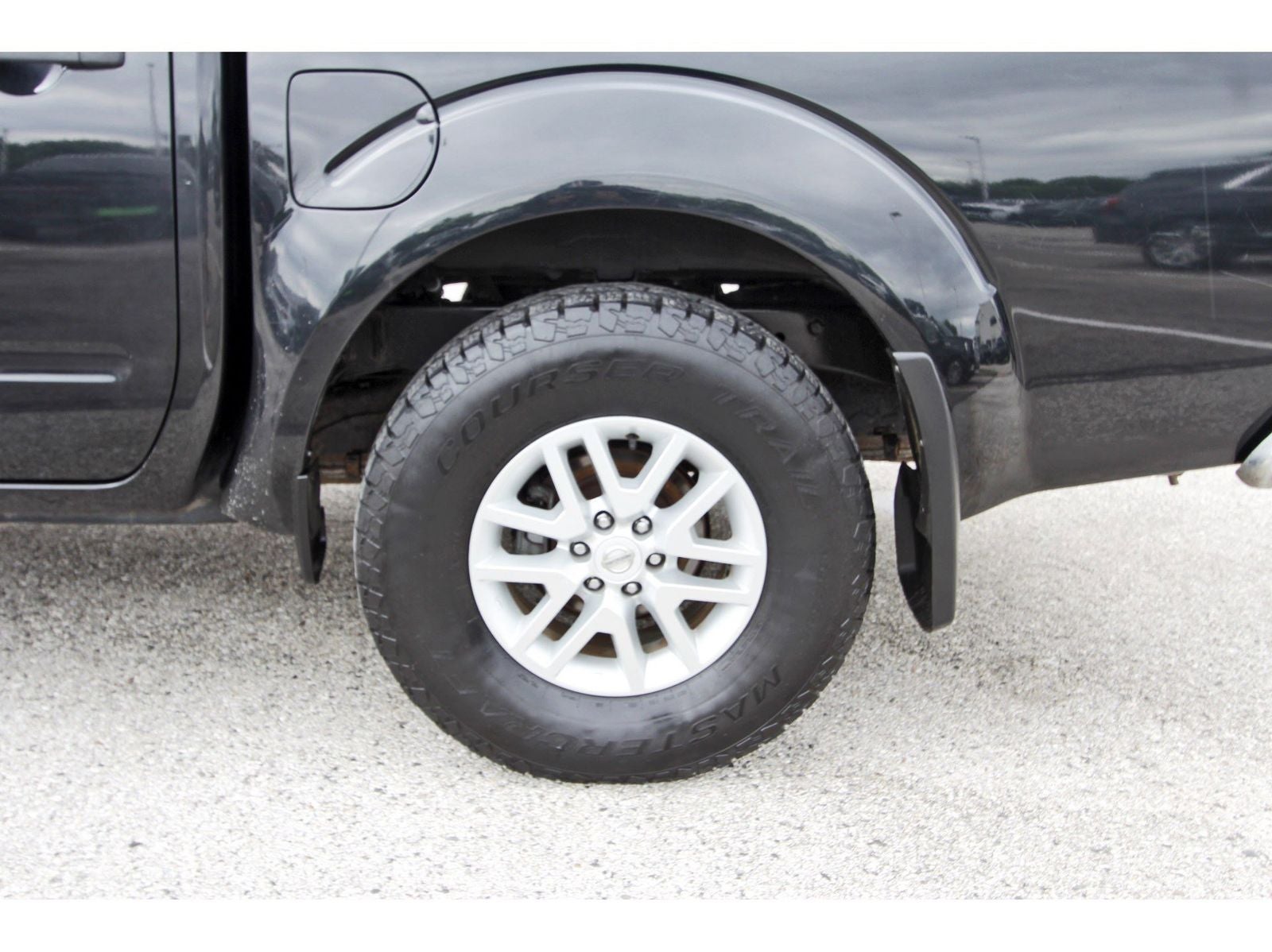 2020 Nissan Frontier SV