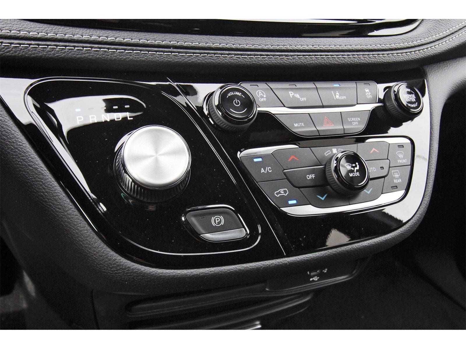 2026 Chrysler Pacifica Select FWD