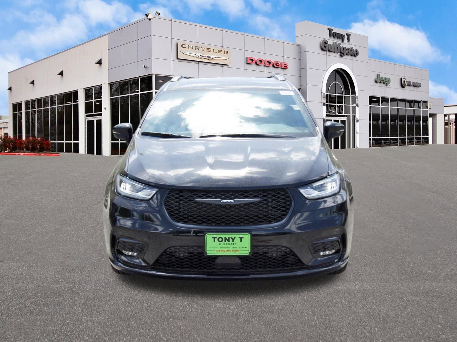 2026 Chrysler Pacifica Select FWD