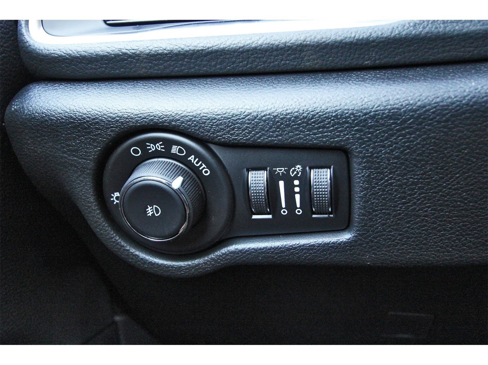 2026 Chrysler Pacifica Pinnacle FWD