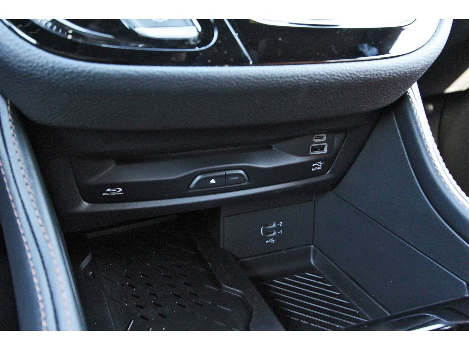 2026 Chrysler Pacifica Pinnacle FWD