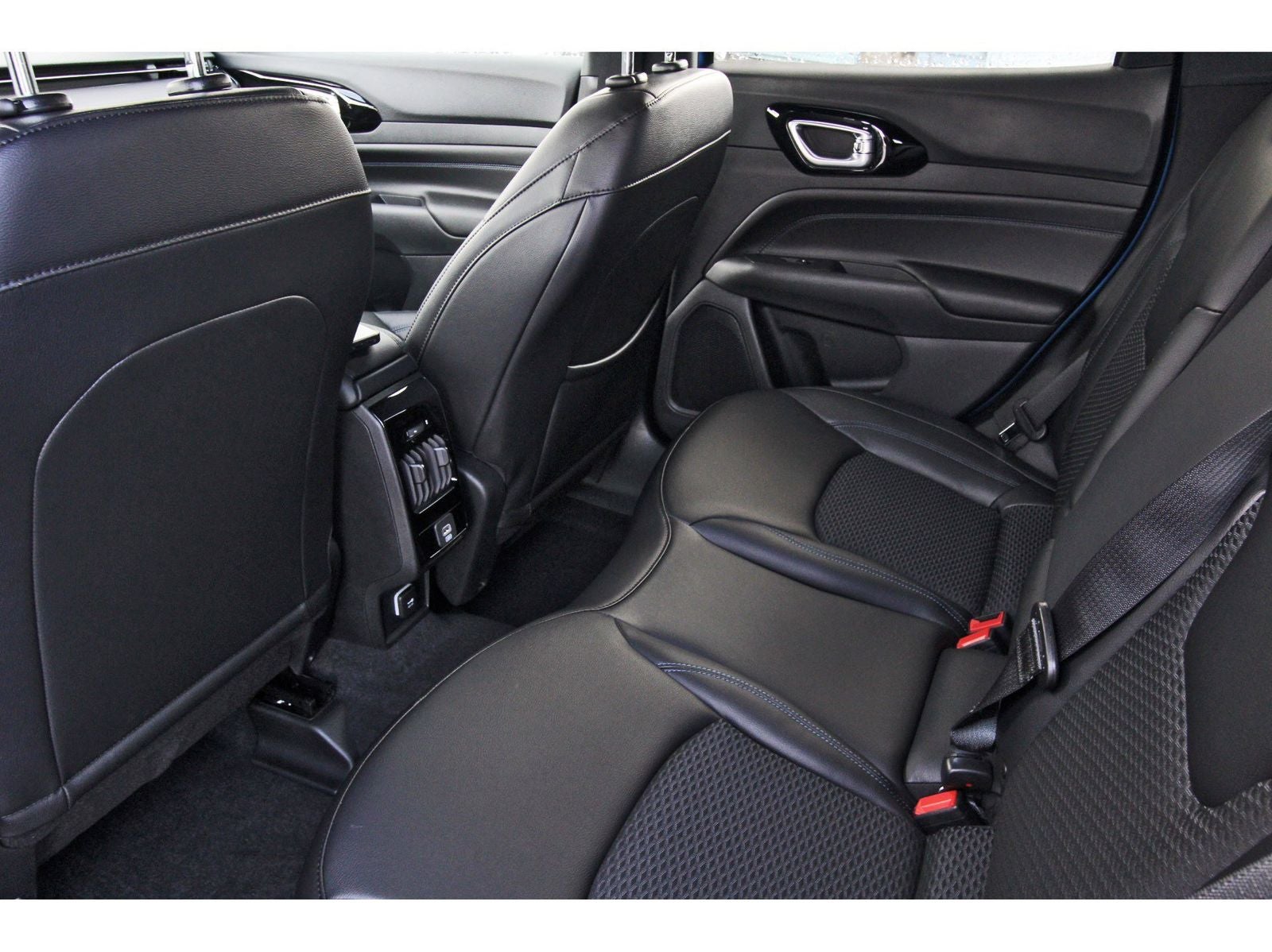 2026 Jeep Compass Latitude Altitude 4x4