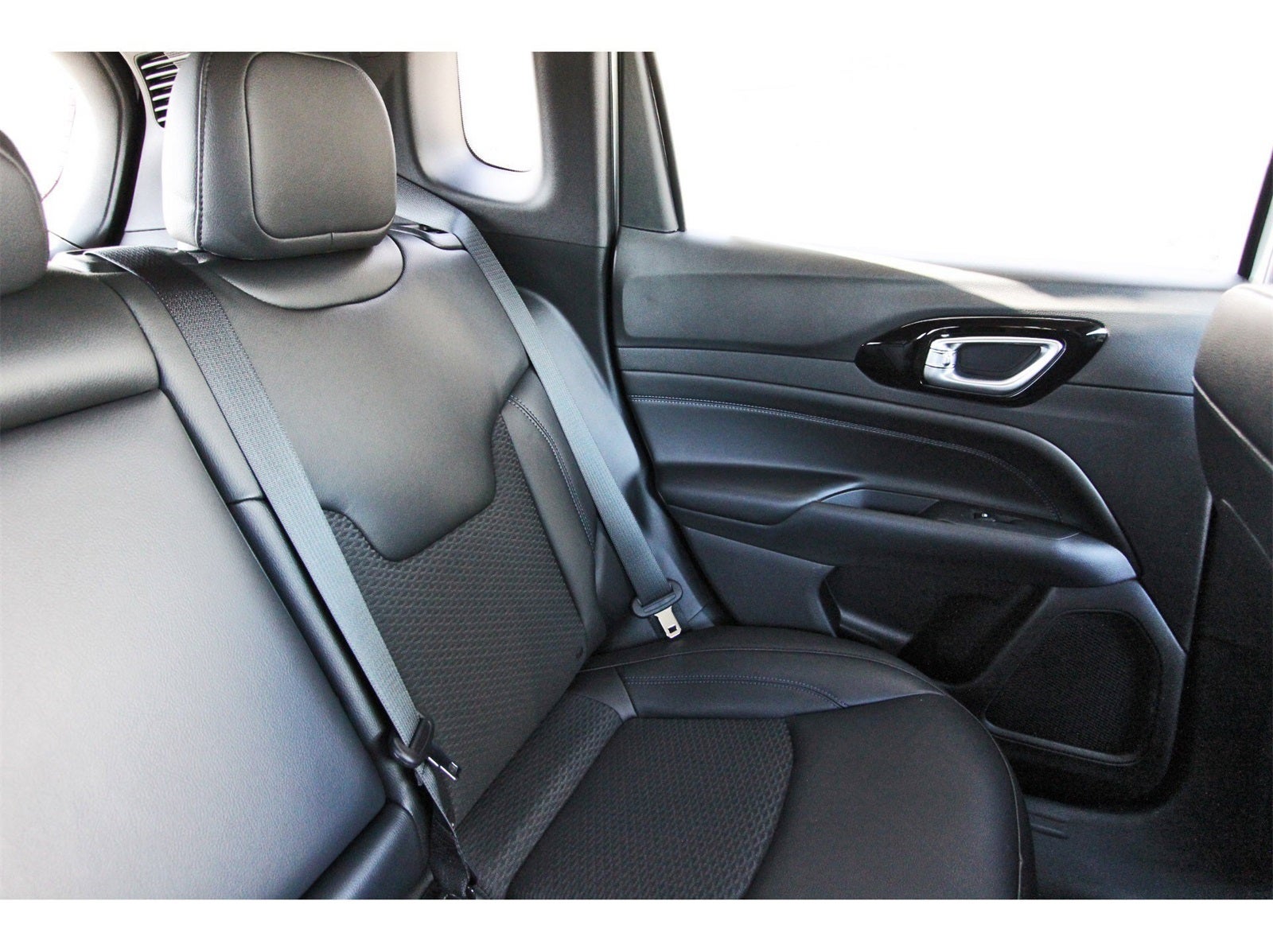 2026 Jeep Compass Latitude Altitude 4x4