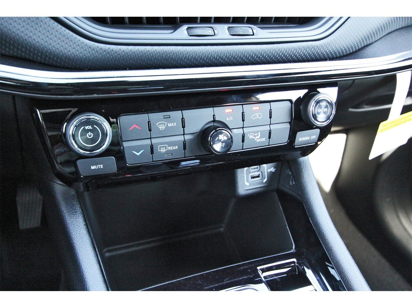 2026 Jeep Compass Latitude Altitude 4x4