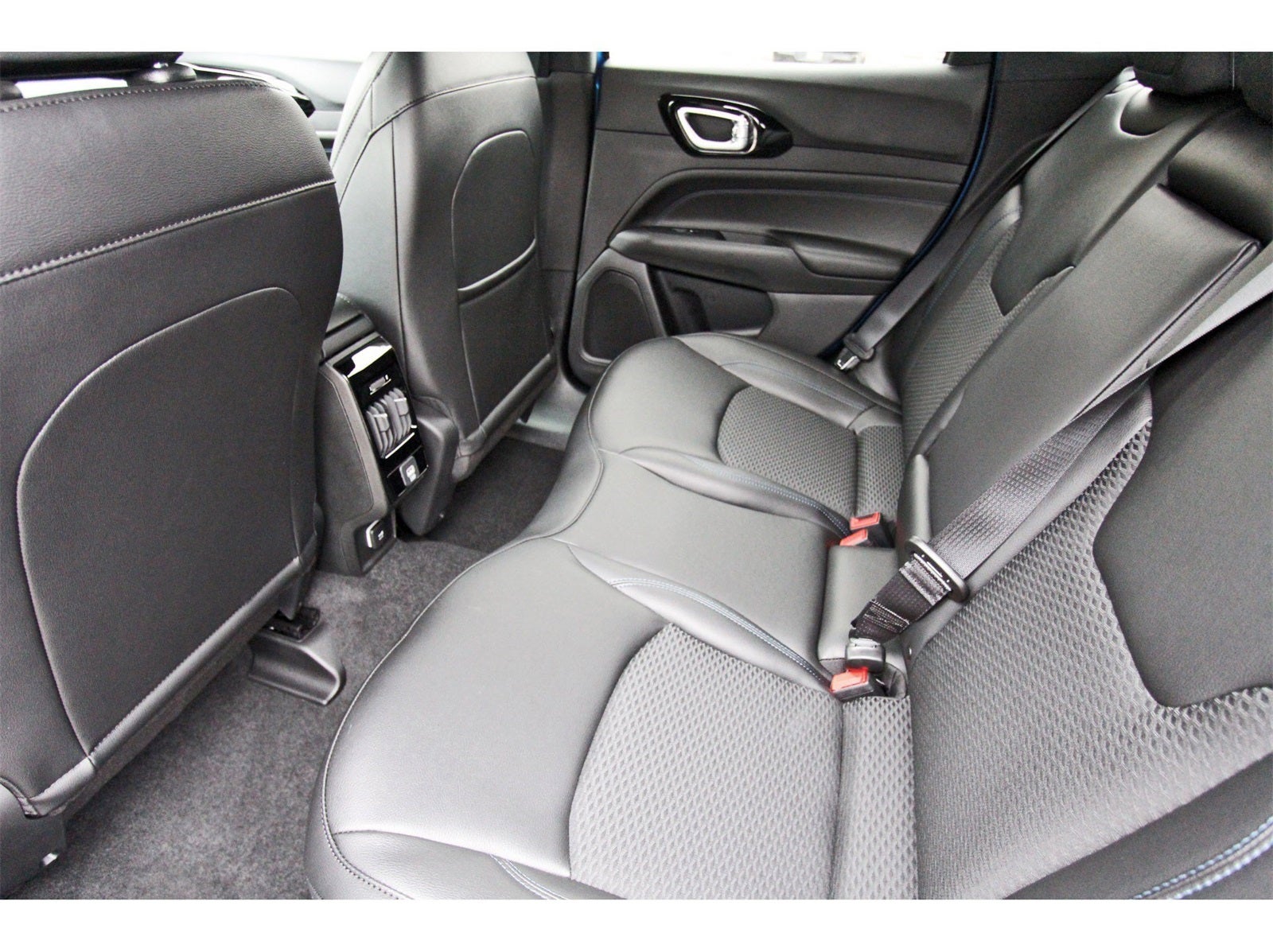 2026 Jeep Compass Latitude Altitude 4x4