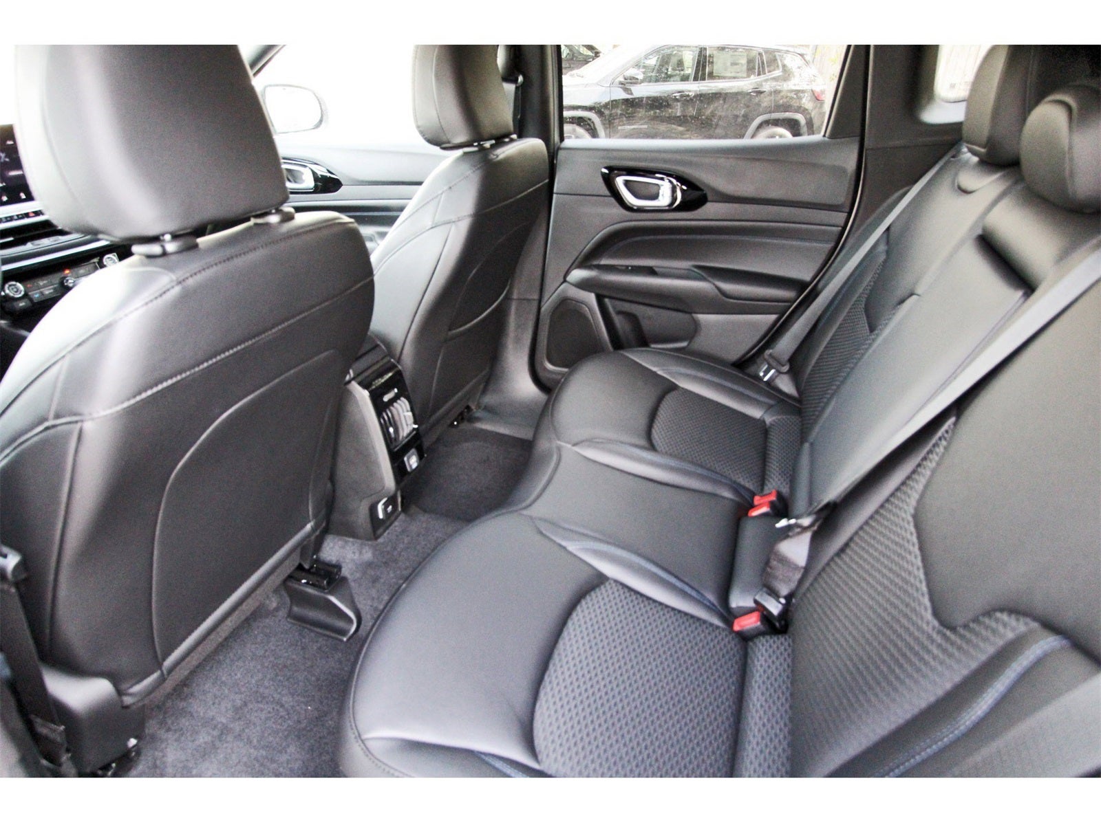 2026 Jeep Compass Latitude Altitude 4x4