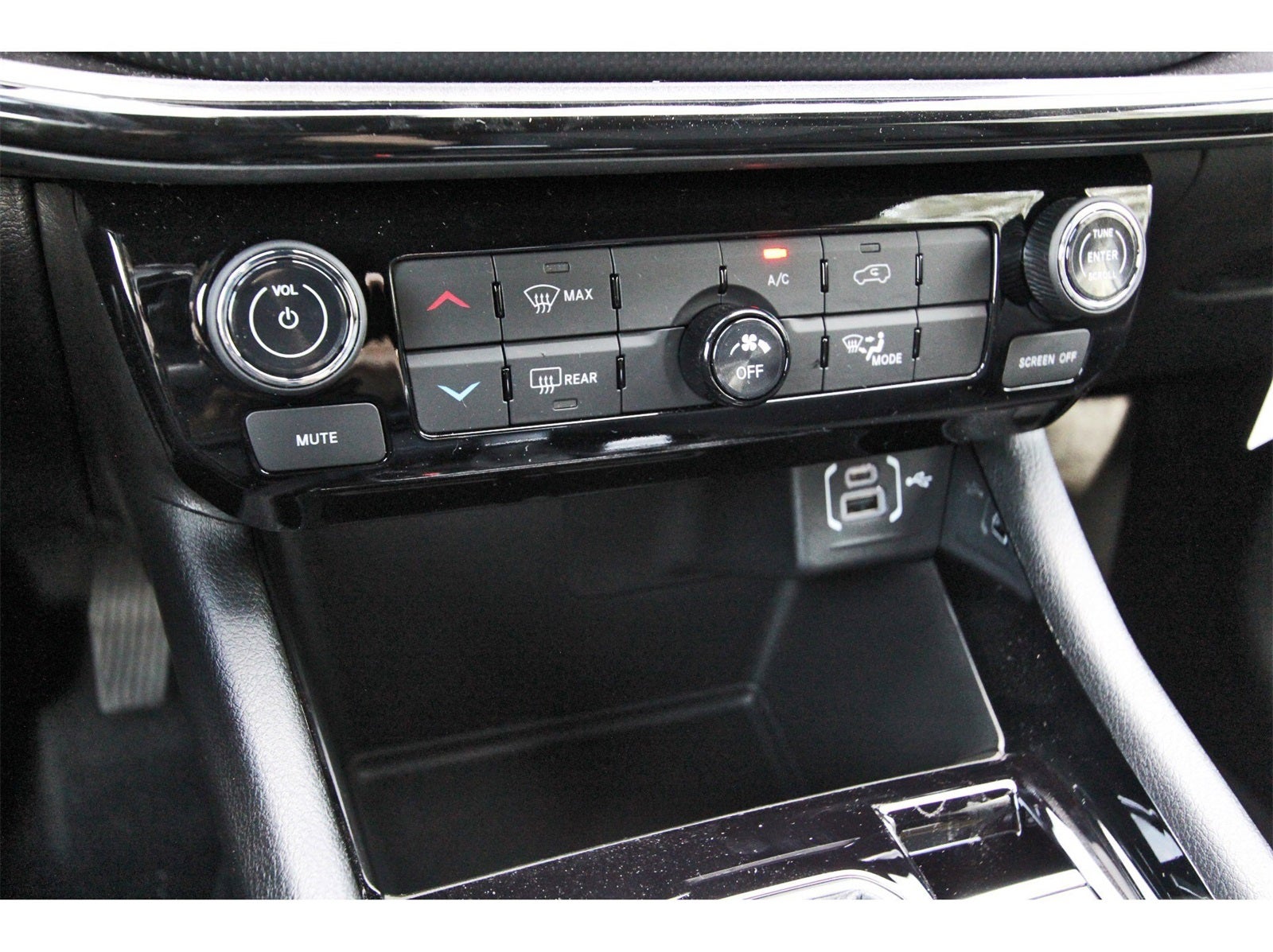 2026 Jeep Compass Latitude Altitude 4x4