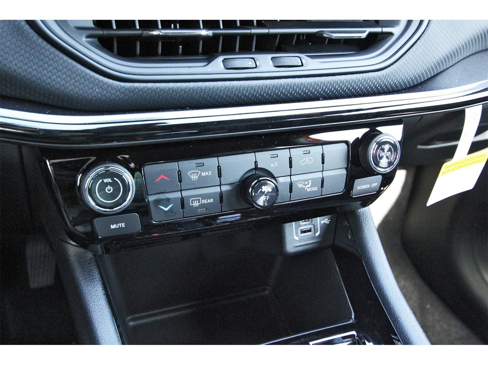 2026 Jeep Compass Latitude Altitude 4x4