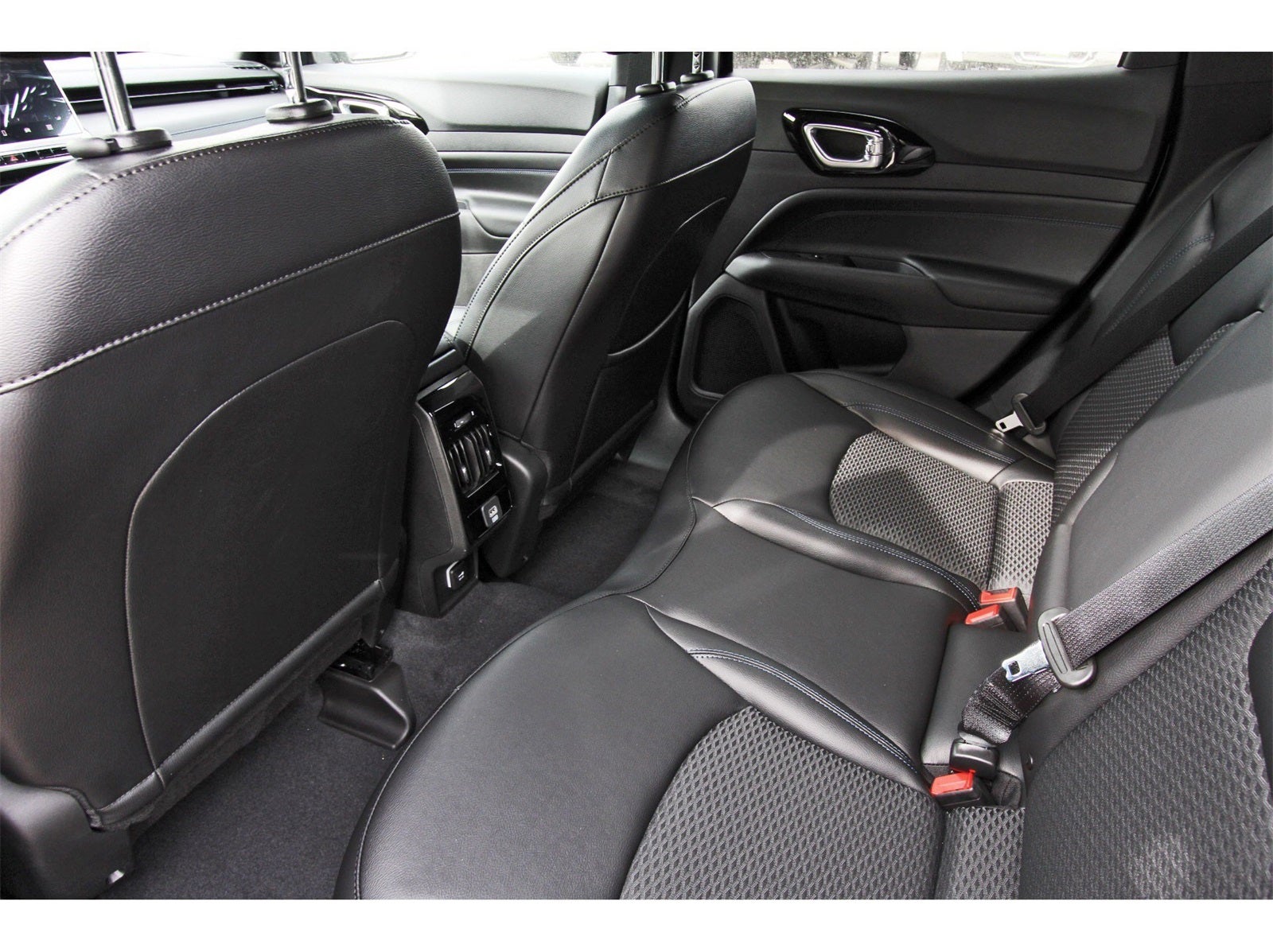 2026 Jeep Compass Latitude Altitude 4x4