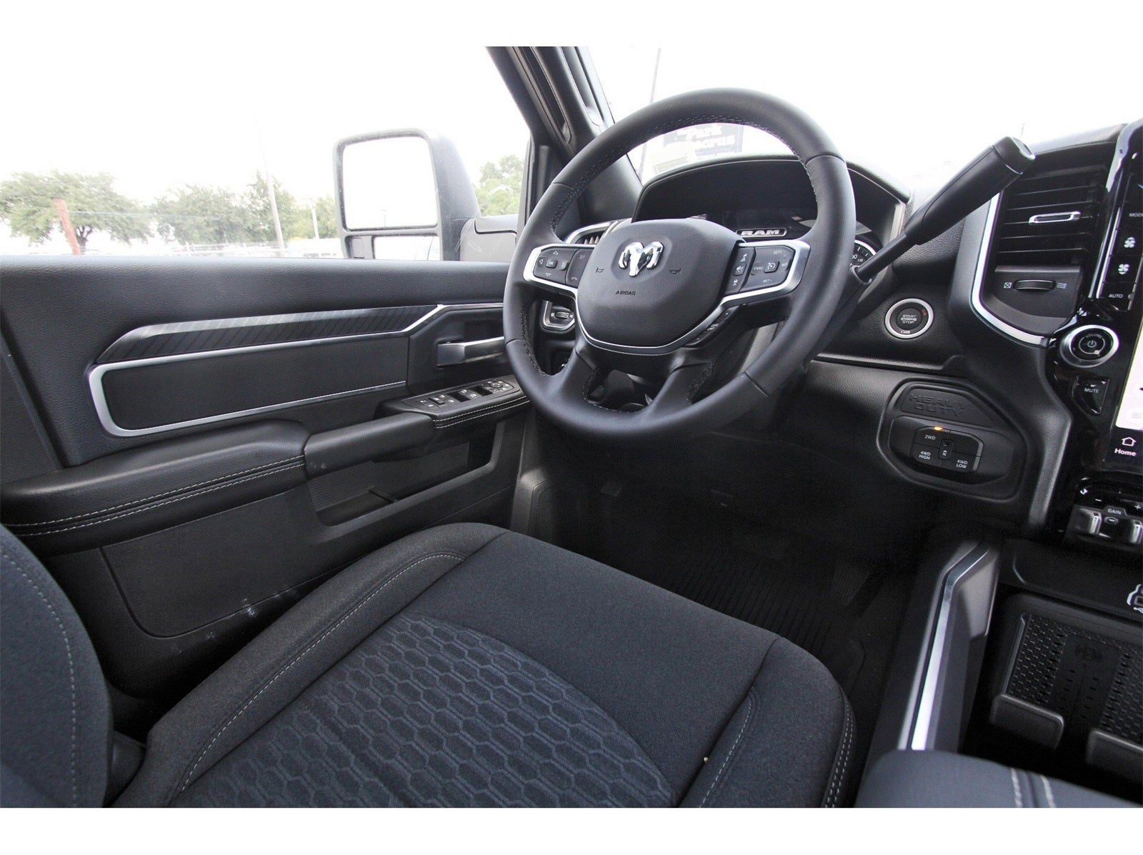 2025 RAM 2500 Big Horn Lone Star 4x4 Crew Cab 6'4" Box