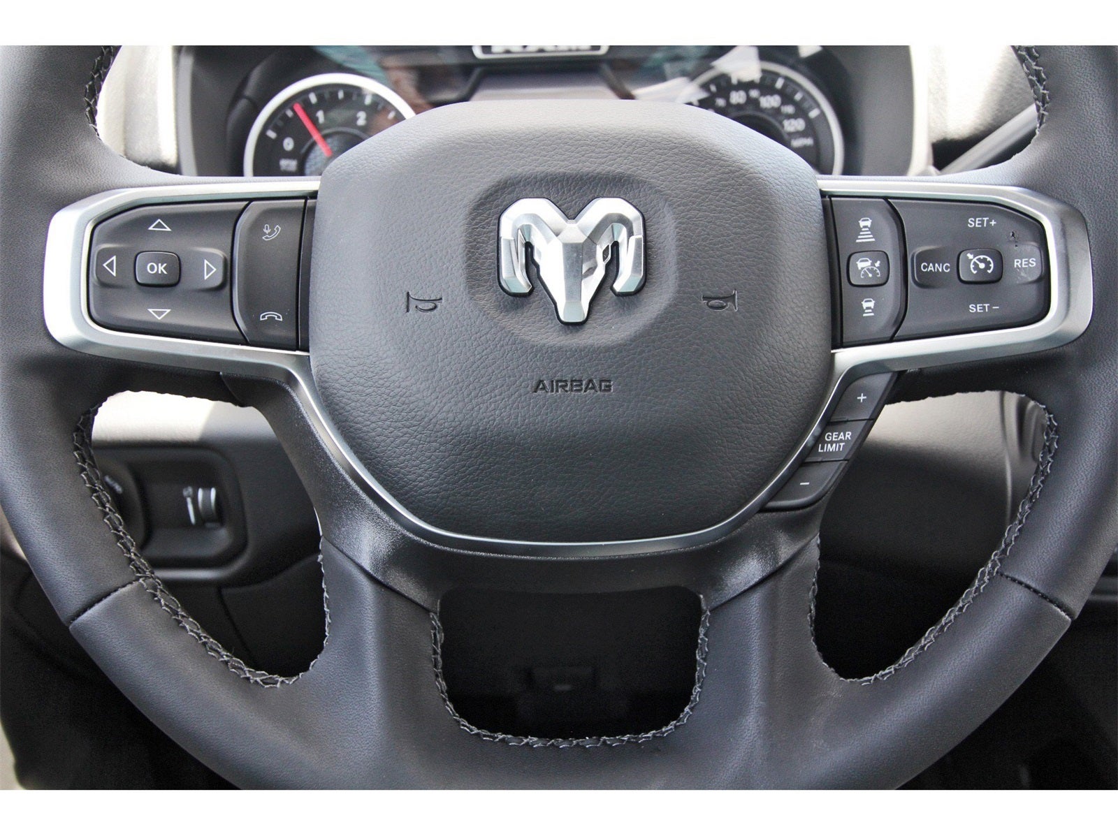 2025 RAM 2500 Big Horn Lone Star 4x4 Crew Cab 6'4" Box