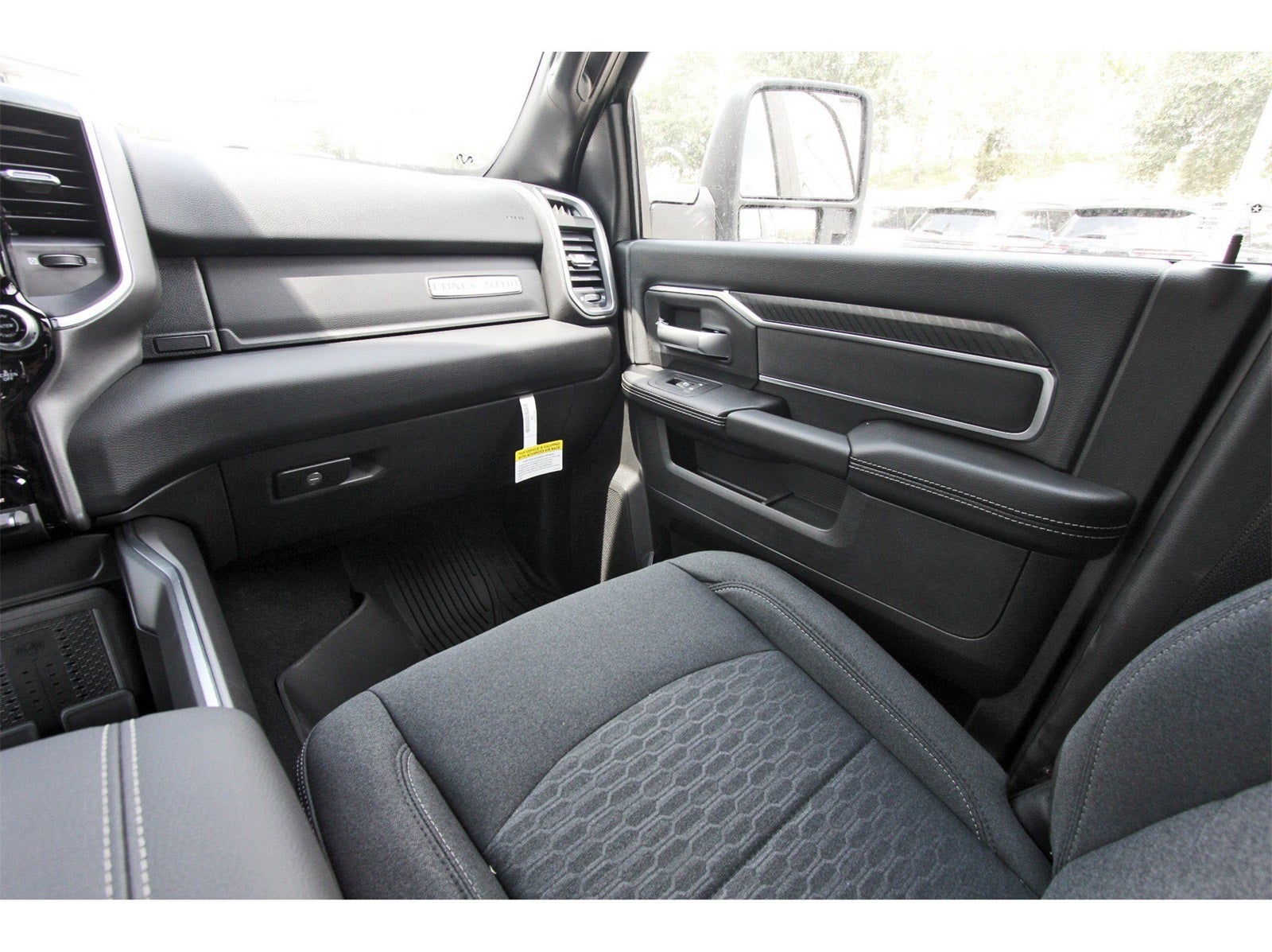 2025 RAM 2500 Big Horn Lone Star 4x4 Crew Cab 6'4" Box