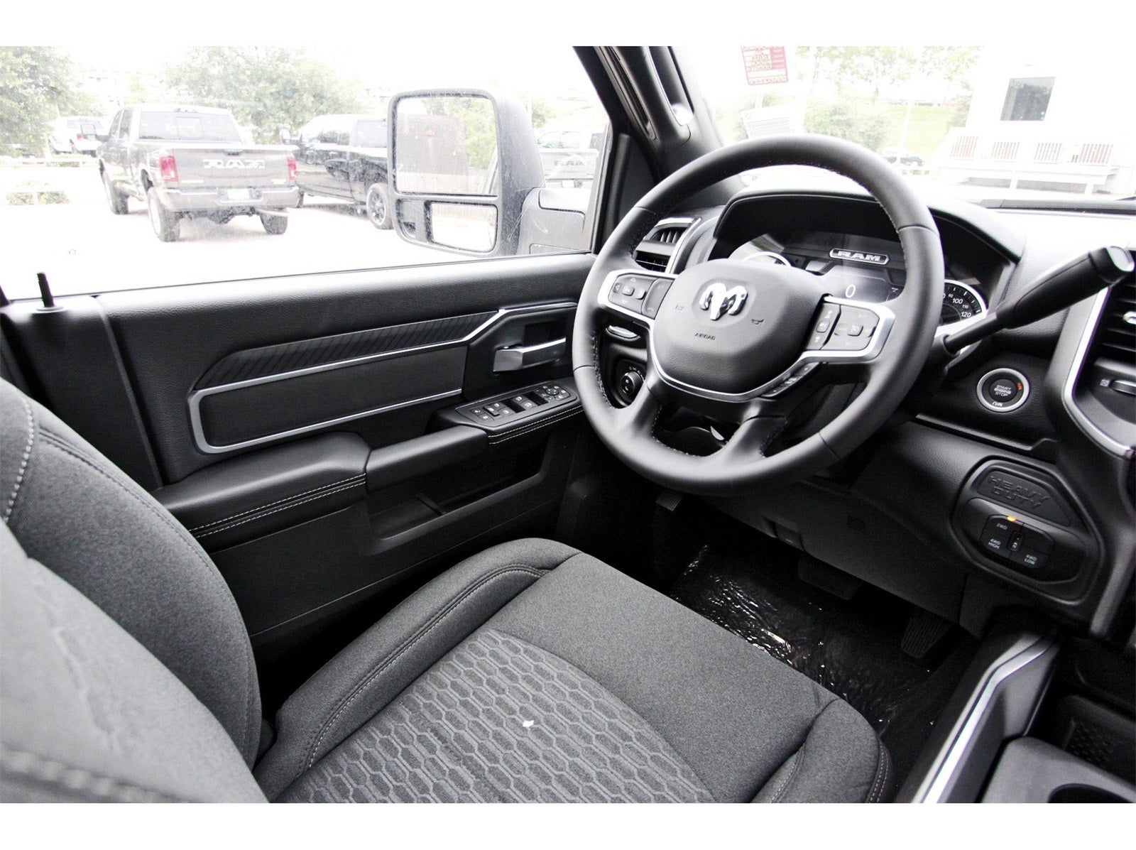2025 RAM 2500 Big Horn Lone Star 4x4 Crew Cab 6'4" Box