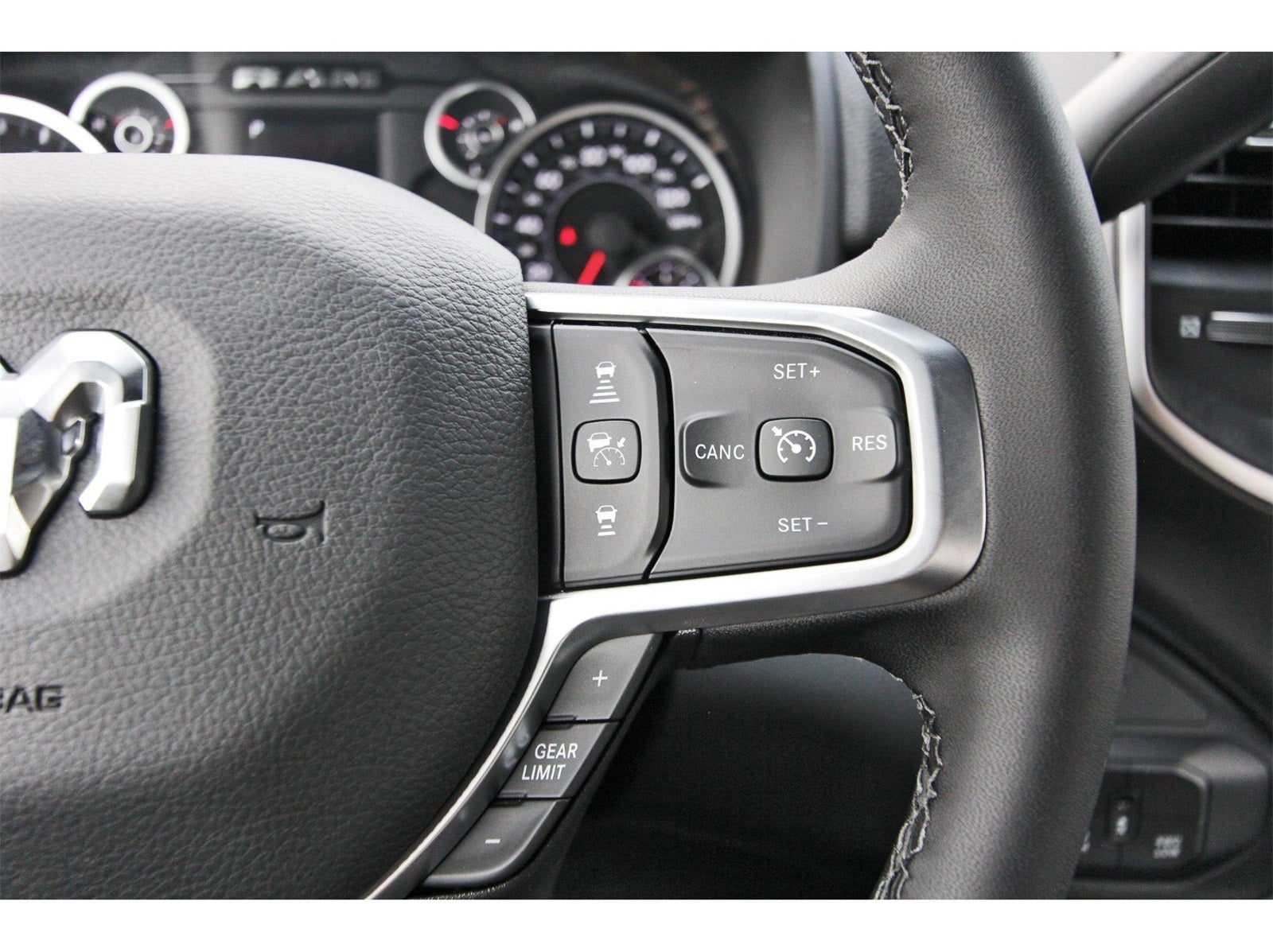 2025 RAM 2500 Big Horn Lone Star 4x4 Crew Cab 6'4" Box