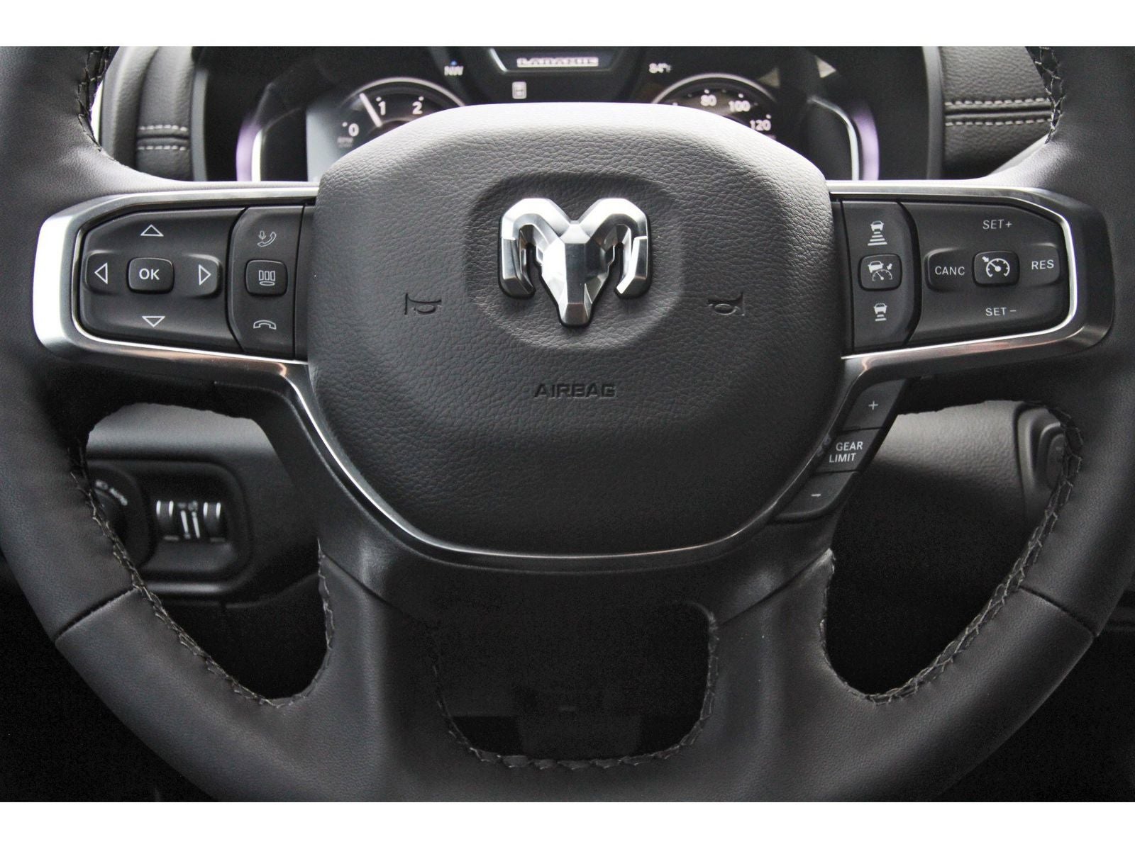 2026 RAM 2500 Laramie 4x4 Crew Cab 6'4" Box