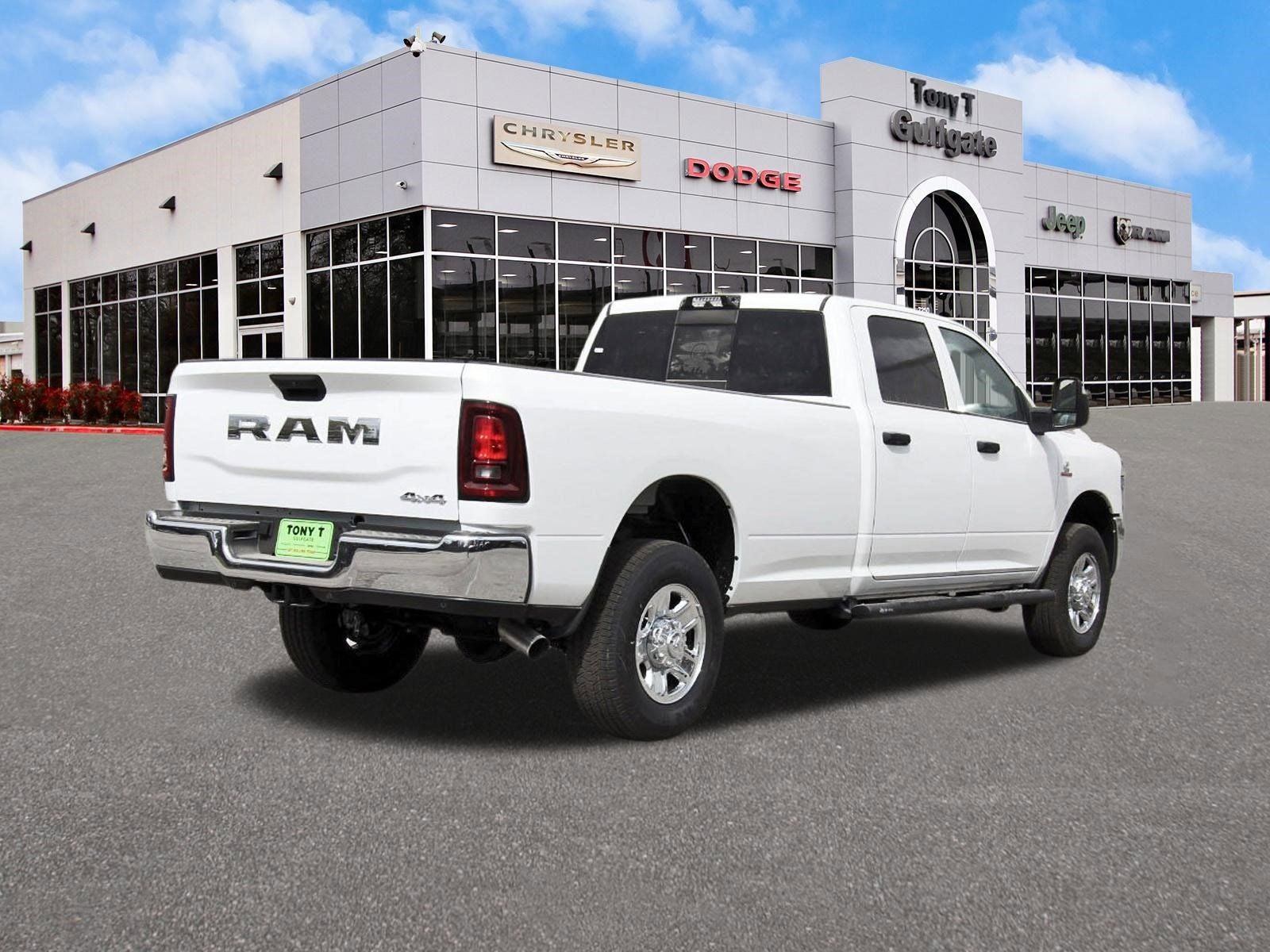 2026 RAM 2500 Tradesman 4x4 Crew Cab 8' Box