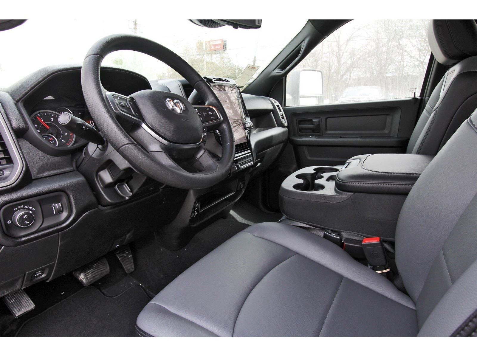 2026 RAM 2500 Tradesman 4x4 Crew Cab 8' Box