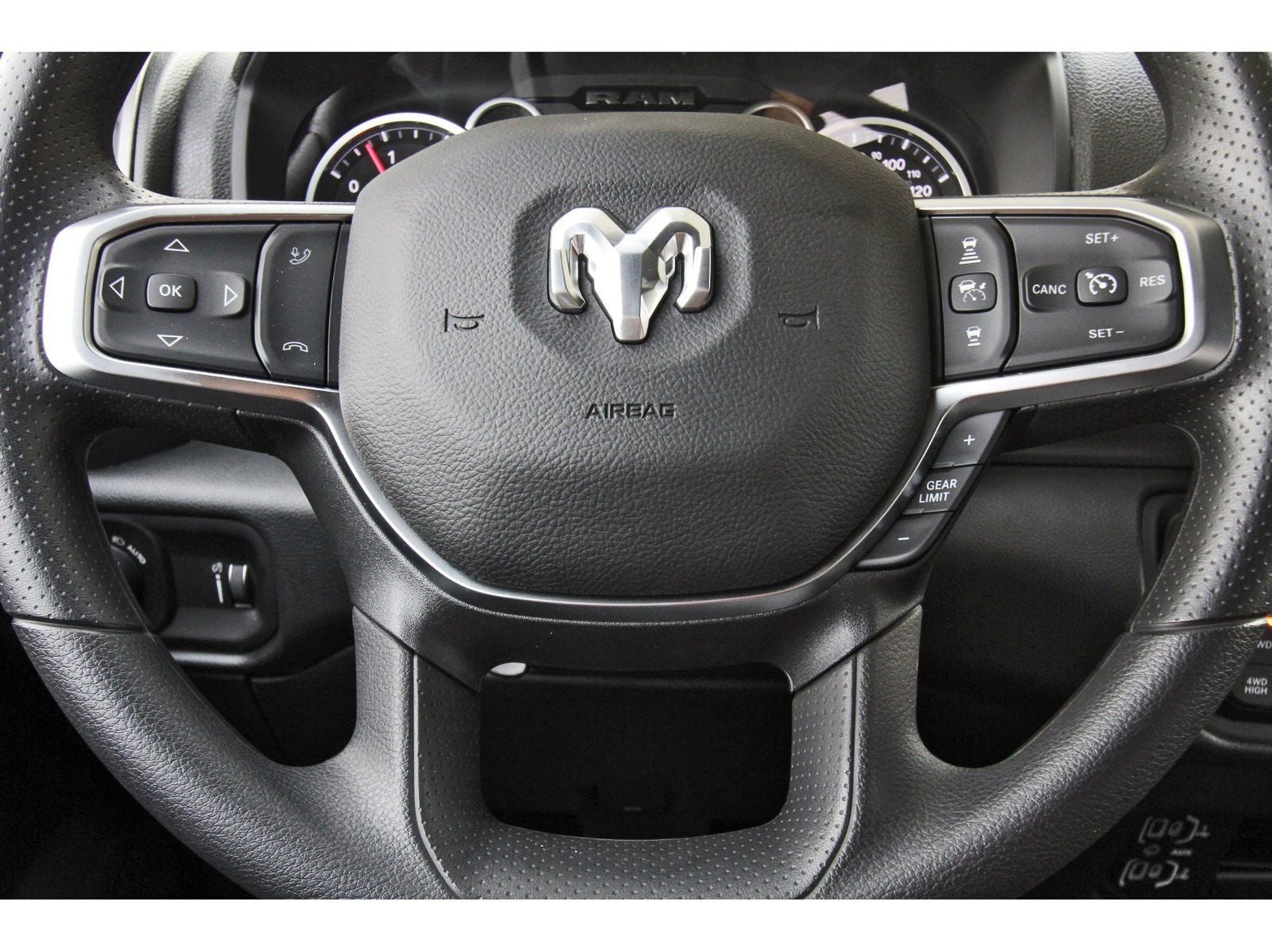 2026 RAM 3500 Tradesman 4x4 Crew Cab 8' Box